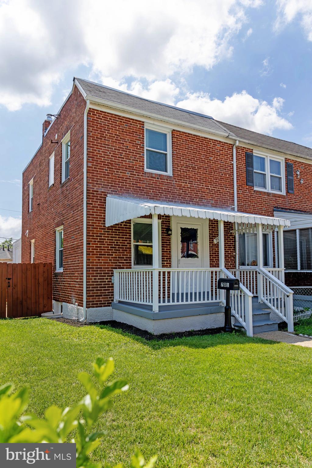 701 ROUNDVIEW ROAD