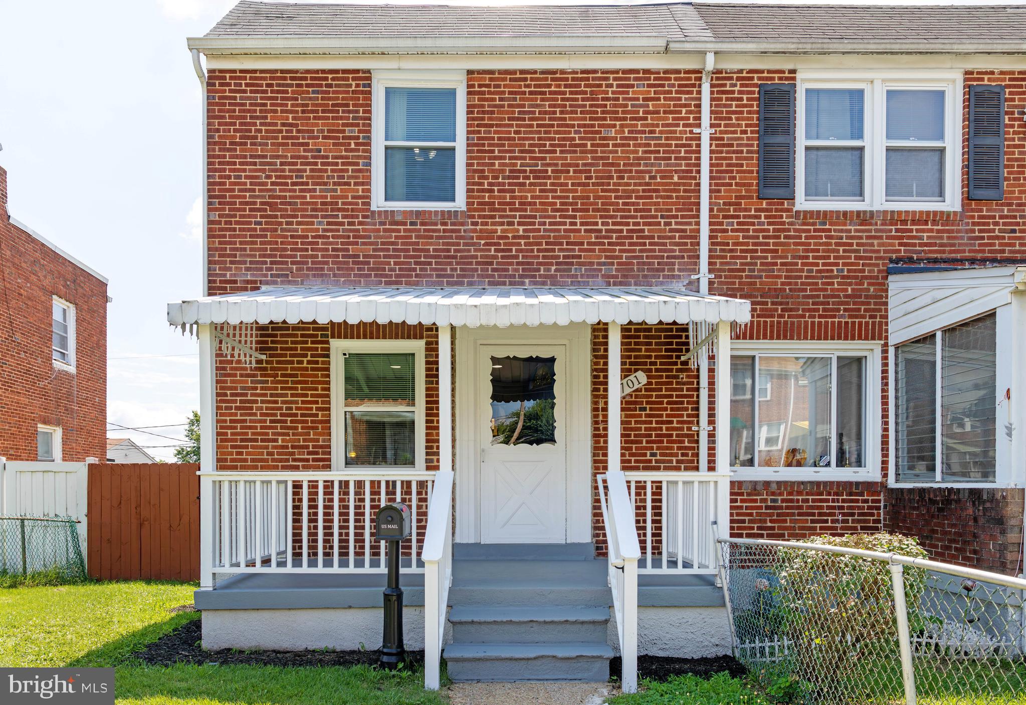 701 ROUNDVIEW ROAD