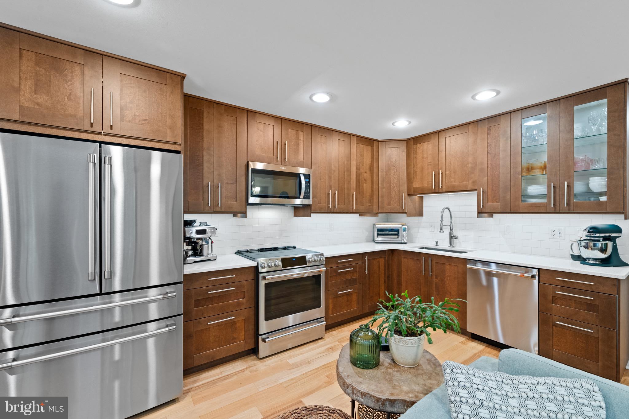 44691 WHITE OAK COURT 510