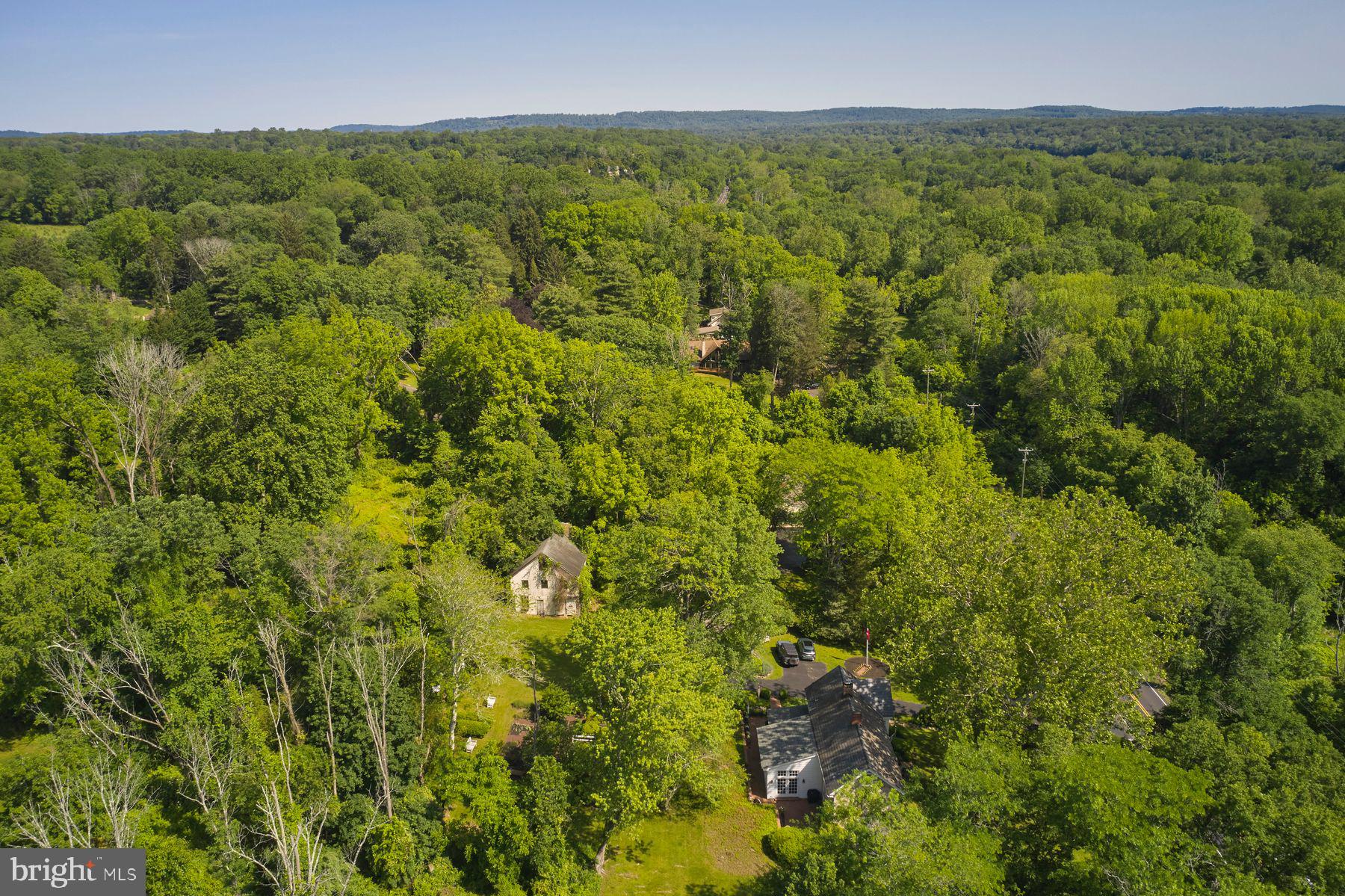 WASHINGTON CROSSING - Residential