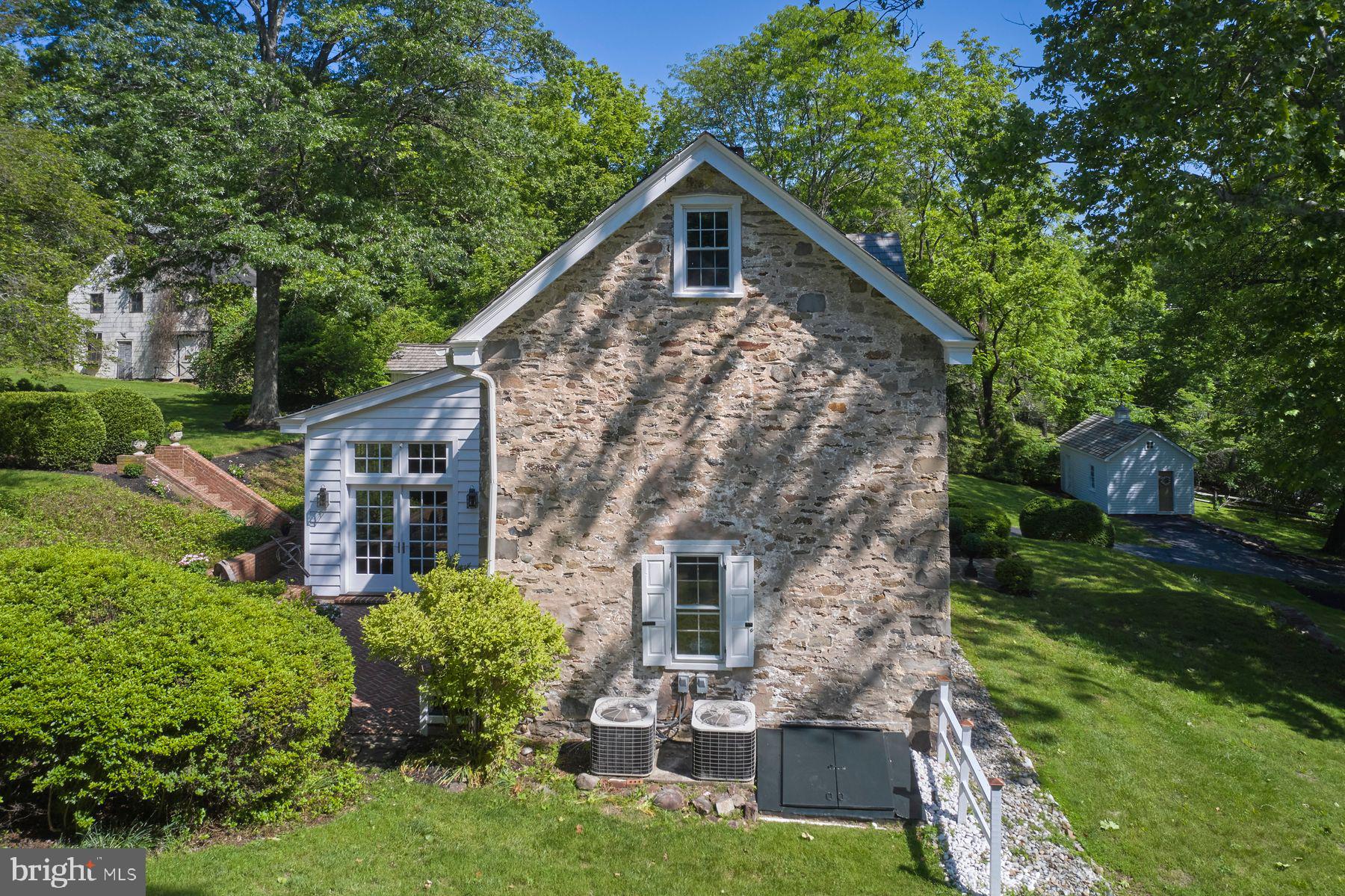 WASHINGTON CROSSING - Residential