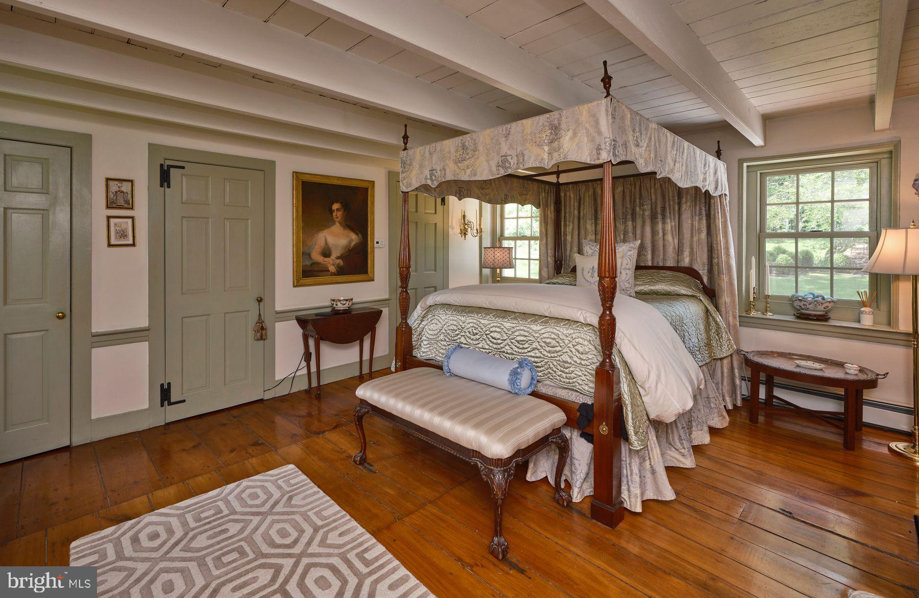 WASHINGTON CROSSING - Residential