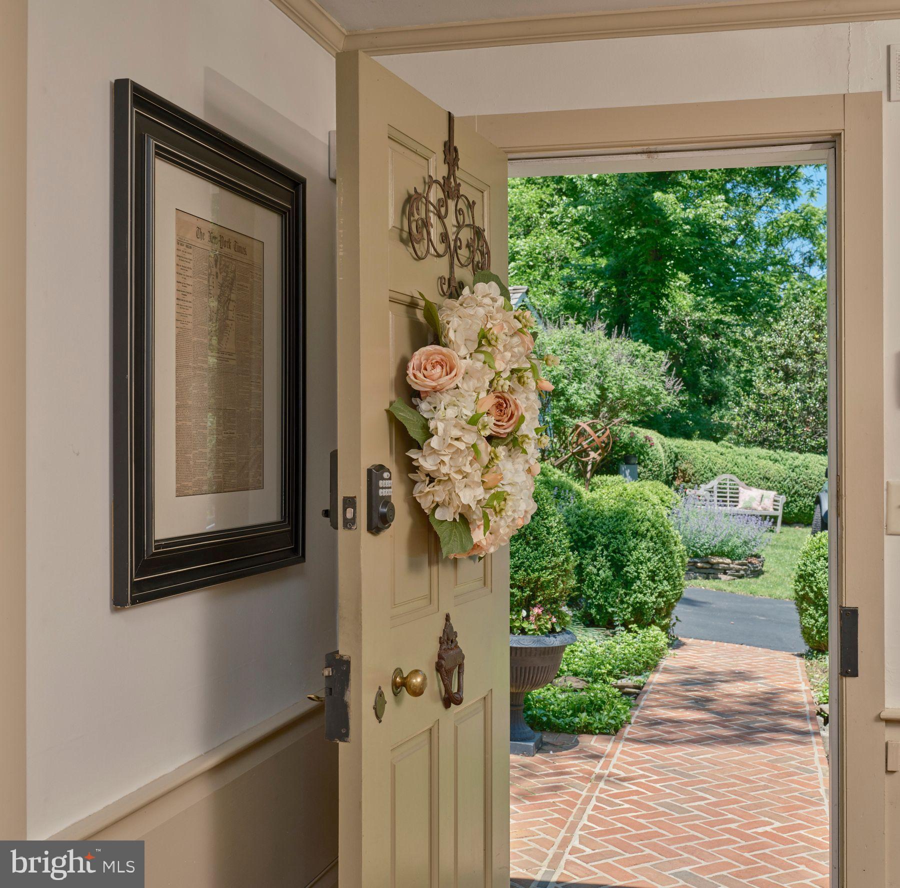 WASHINGTON CROSSING - Residential