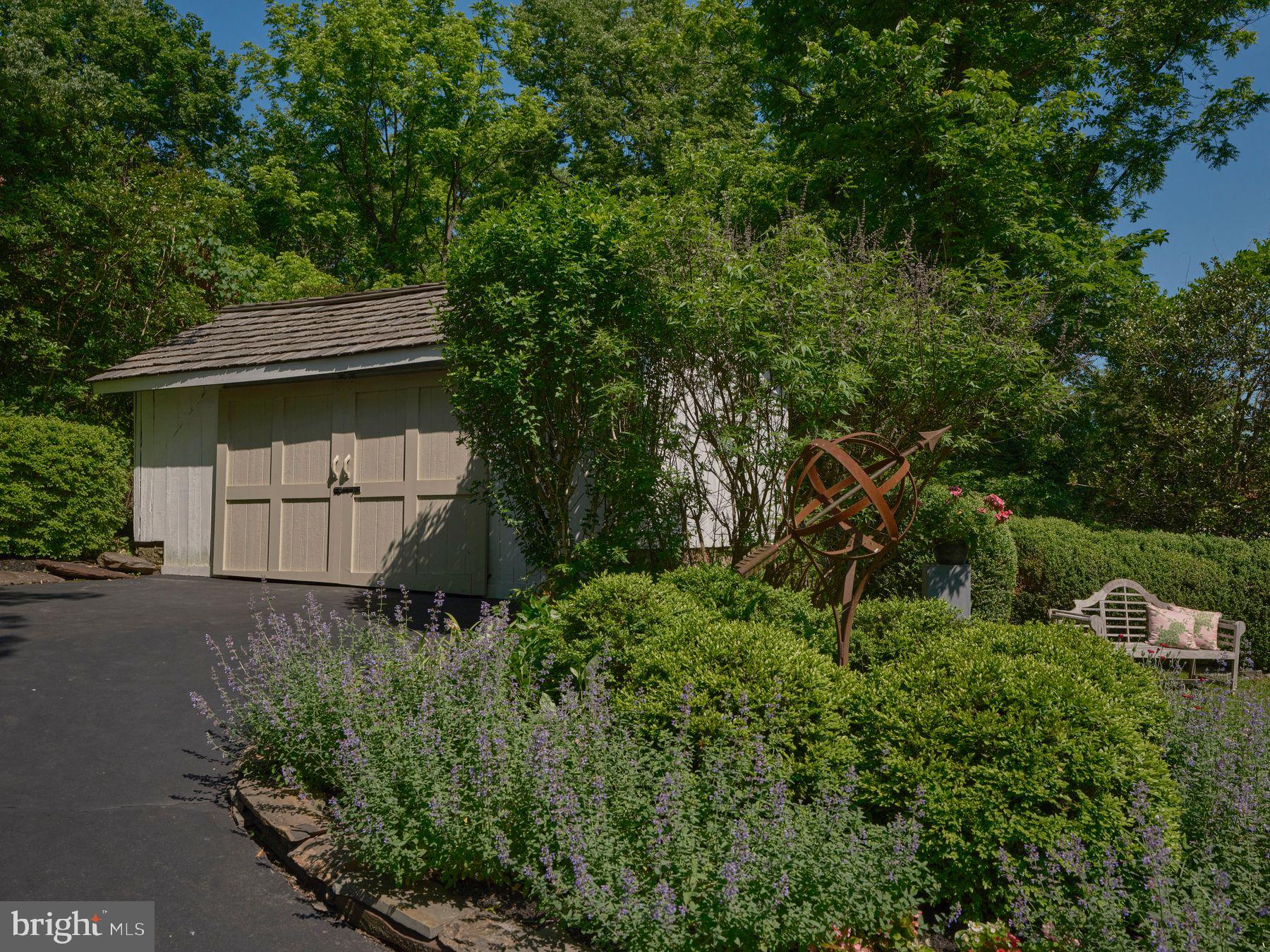 WASHINGTON CROSSING - Residential