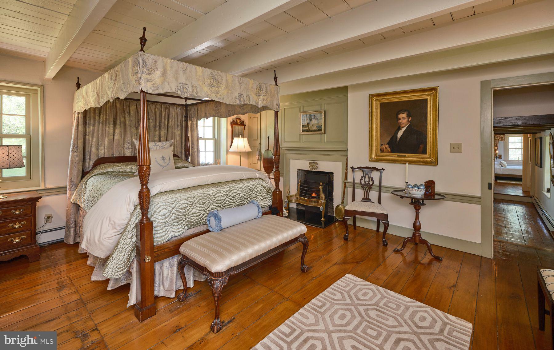 WASHINGTON CROSSING - Residential