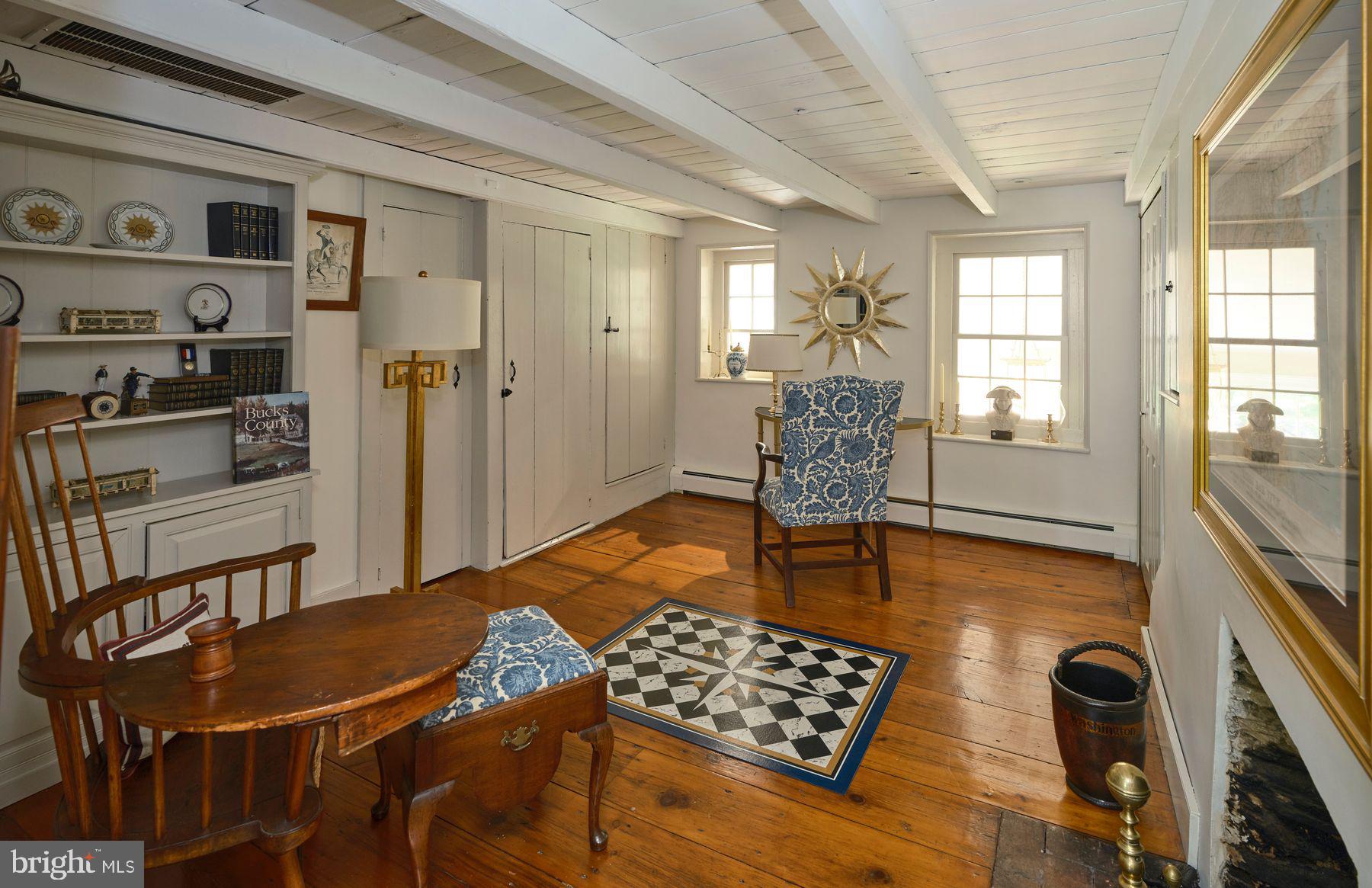 WASHINGTON CROSSING - Residential