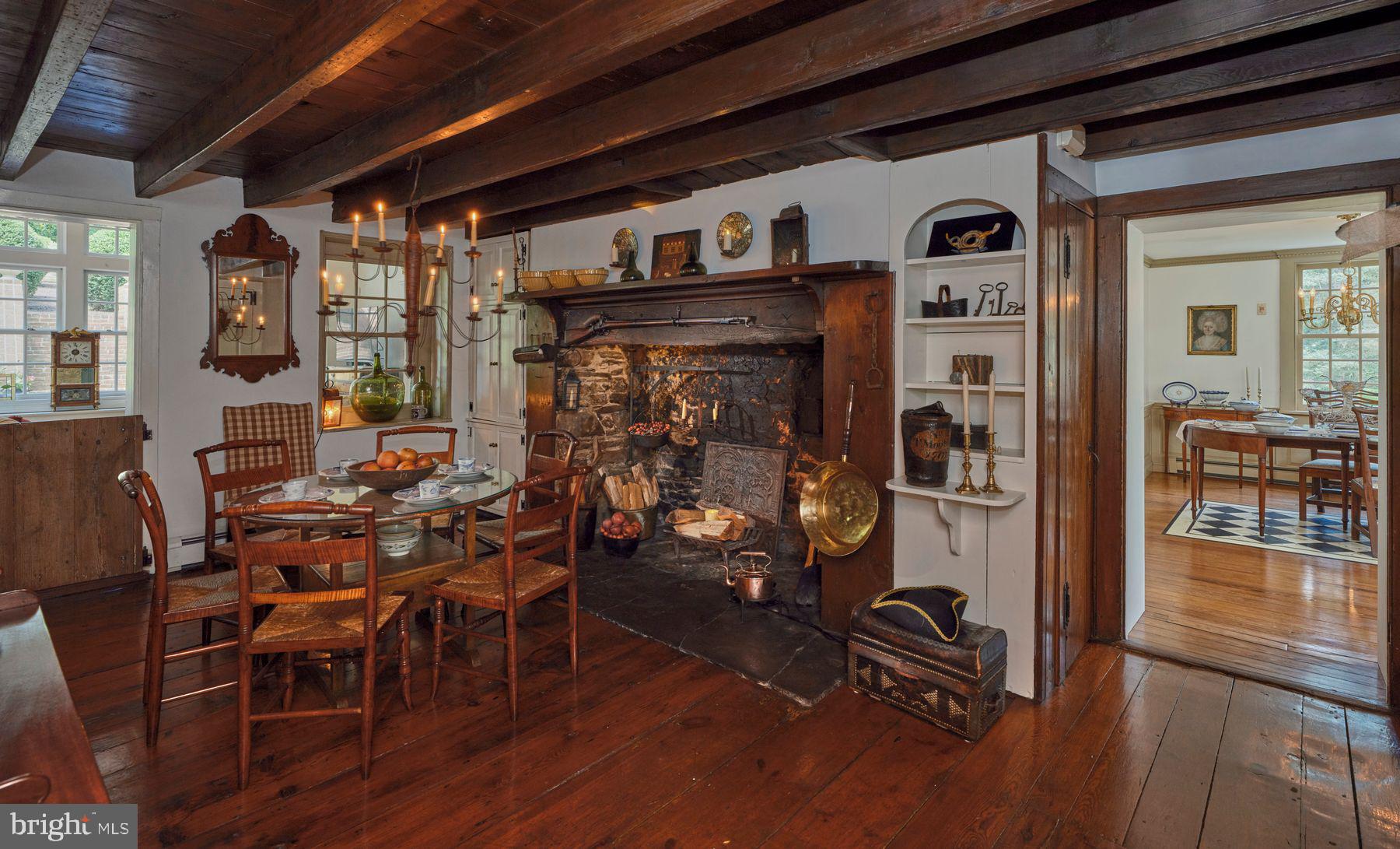 WASHINGTON CROSSING - Residential