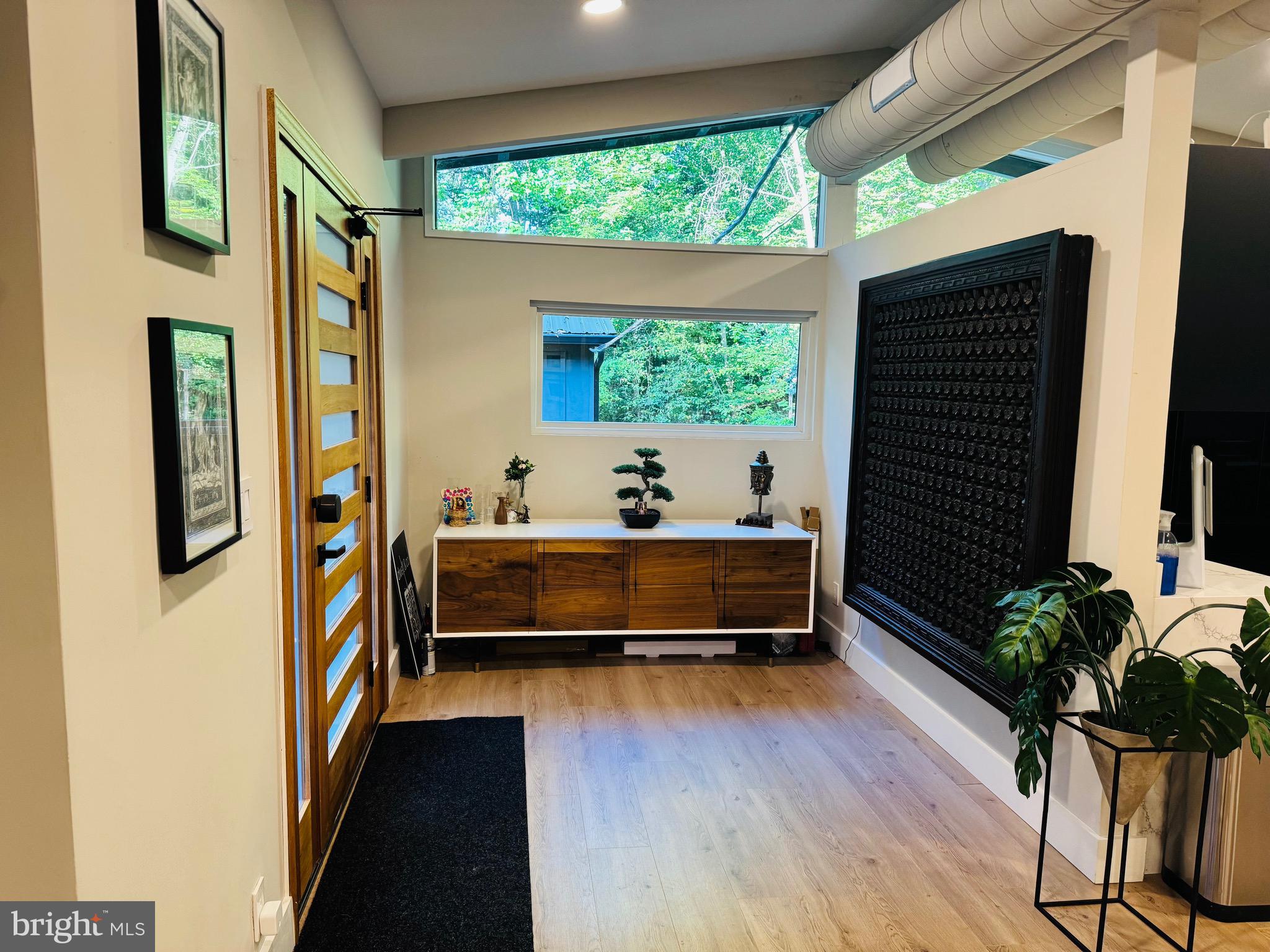 126 BRYN MAWR AVE