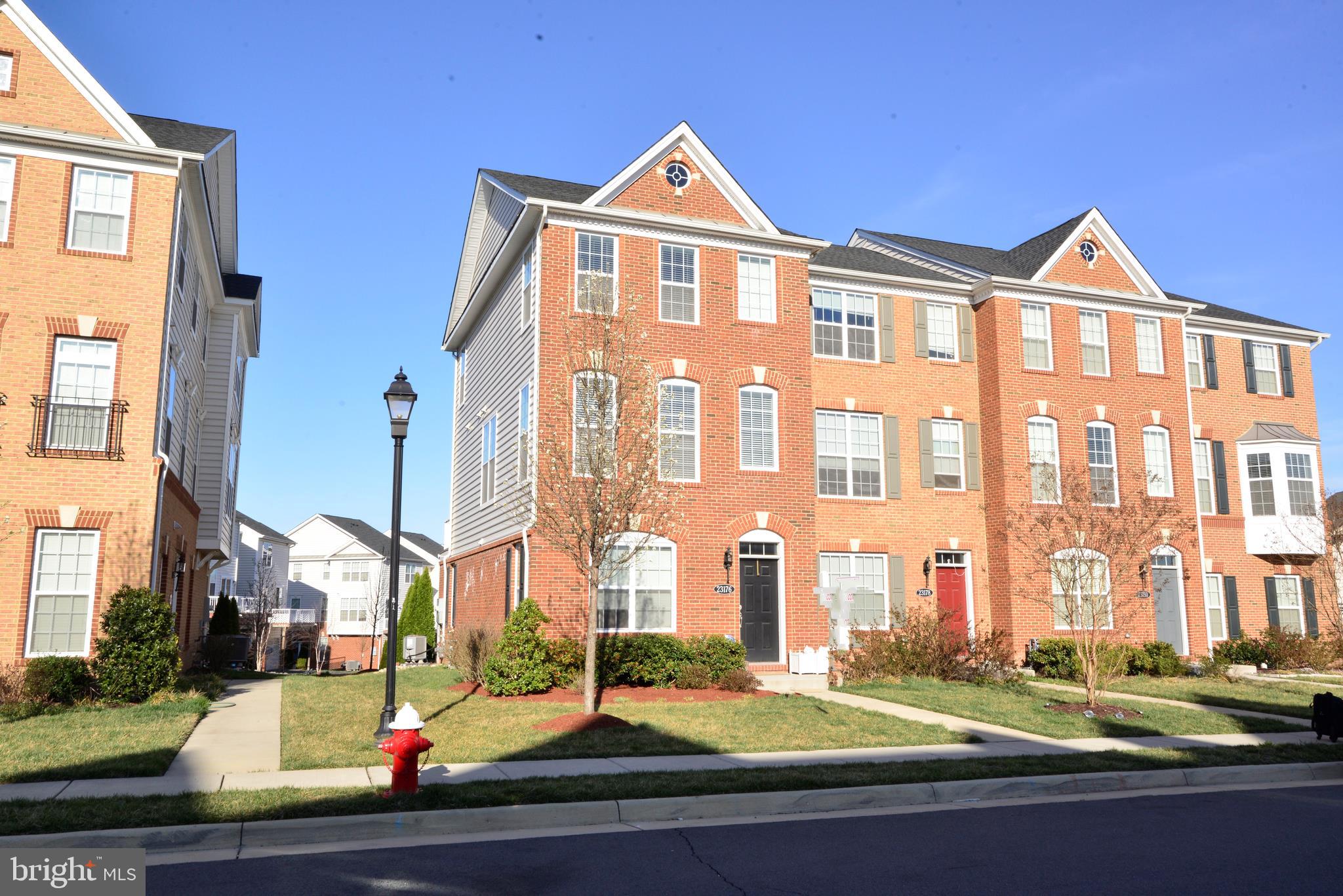 LOUDOUN VALLEY ESTATES 2 - Residential