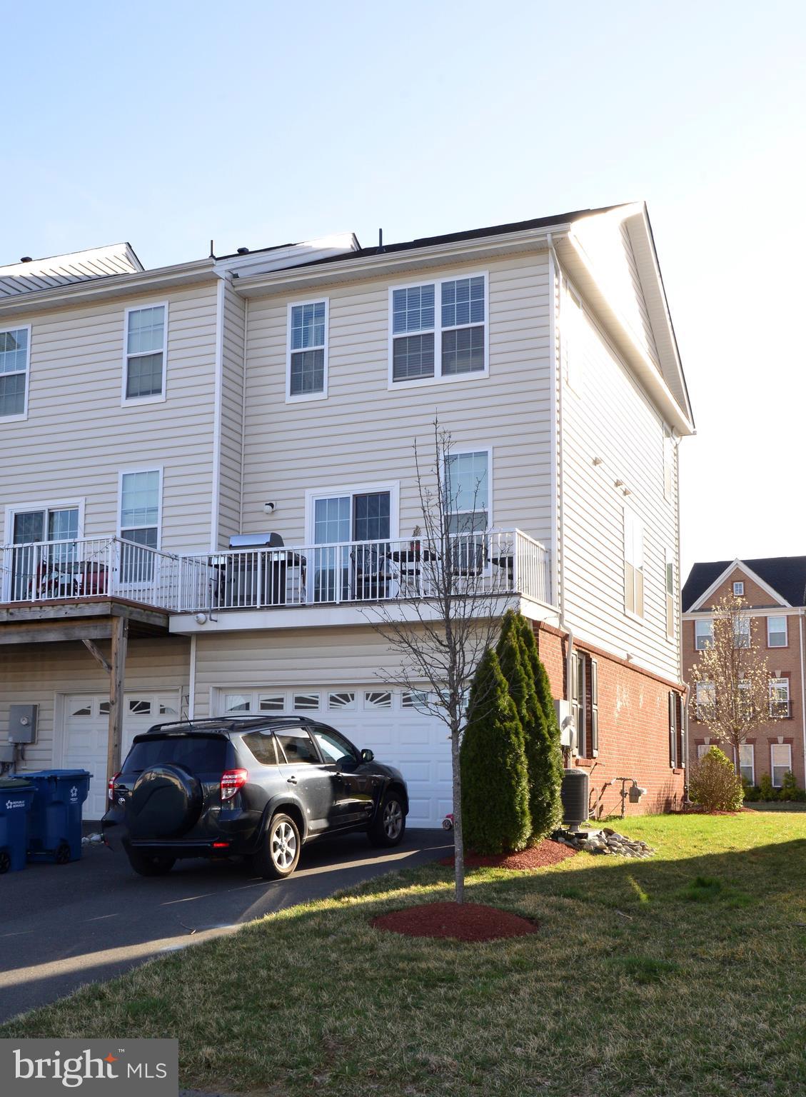 LOUDOUN VALLEY ESTATES 2 - Residential