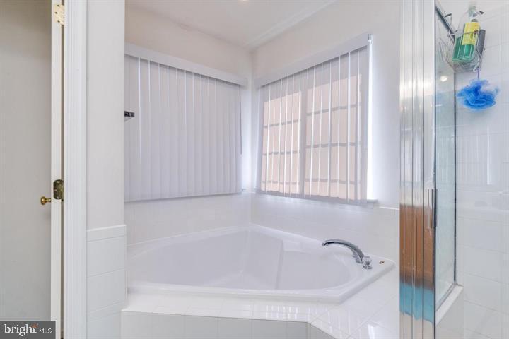 CHANDLERS GLEN - Residential