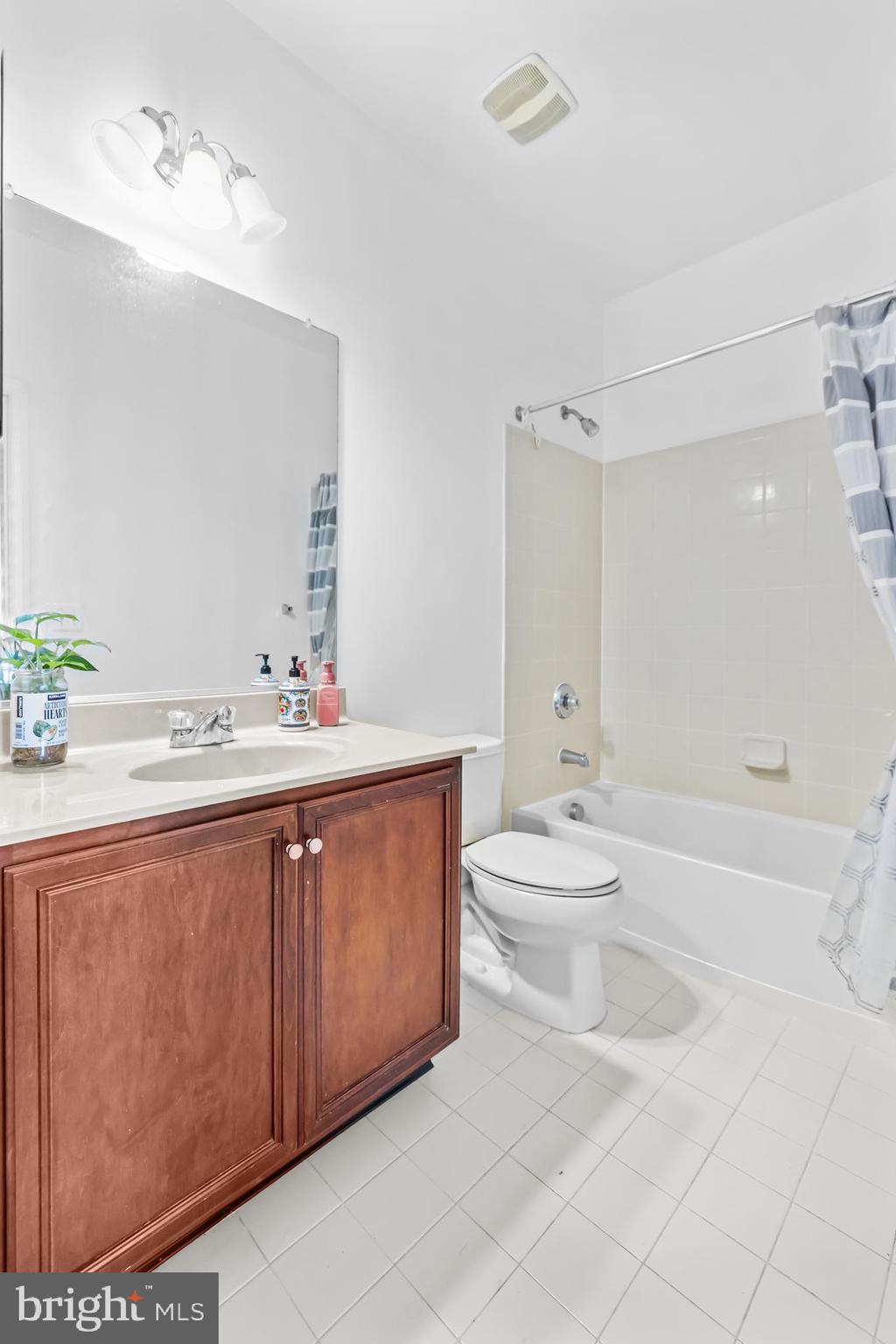 AMBERLEA AT SOUTH RIDING - Residential