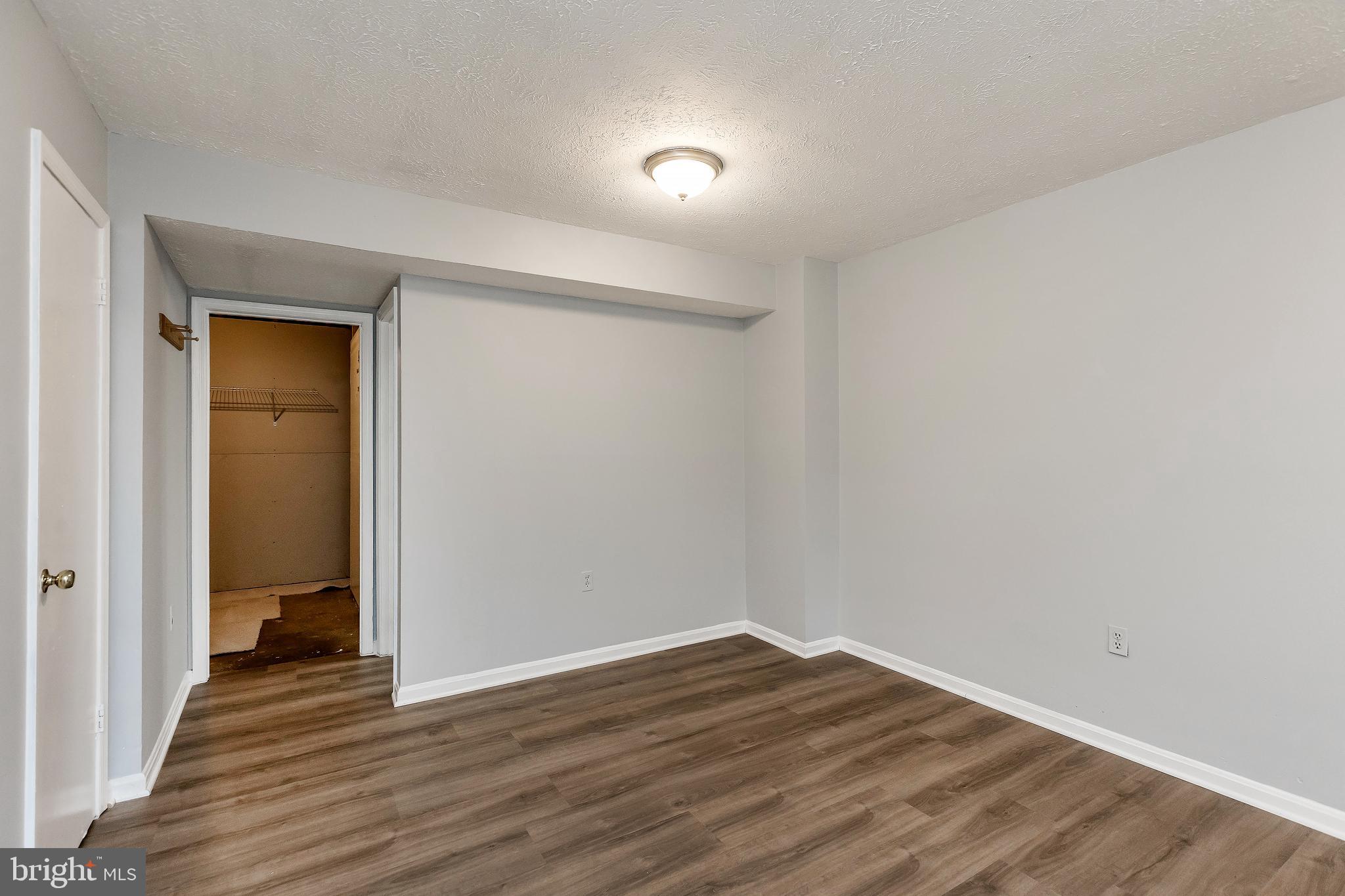 WAVERLY CONDOMINIUMS - Residential