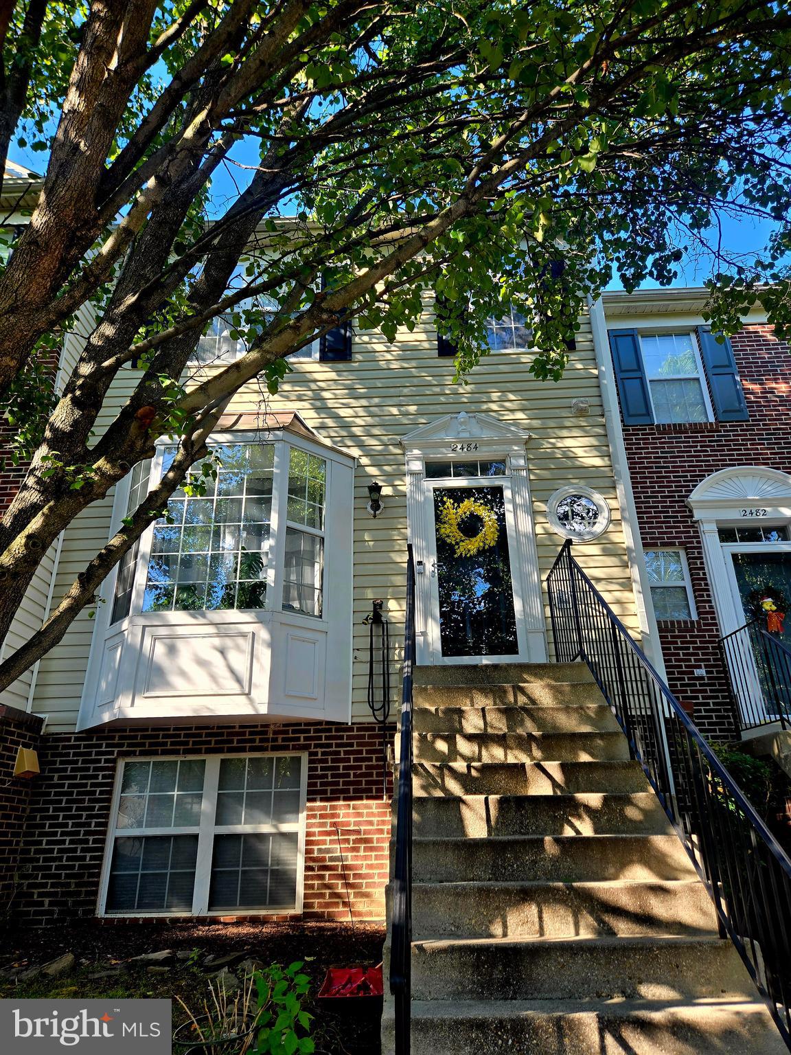 2484 REVERE COURT 27B