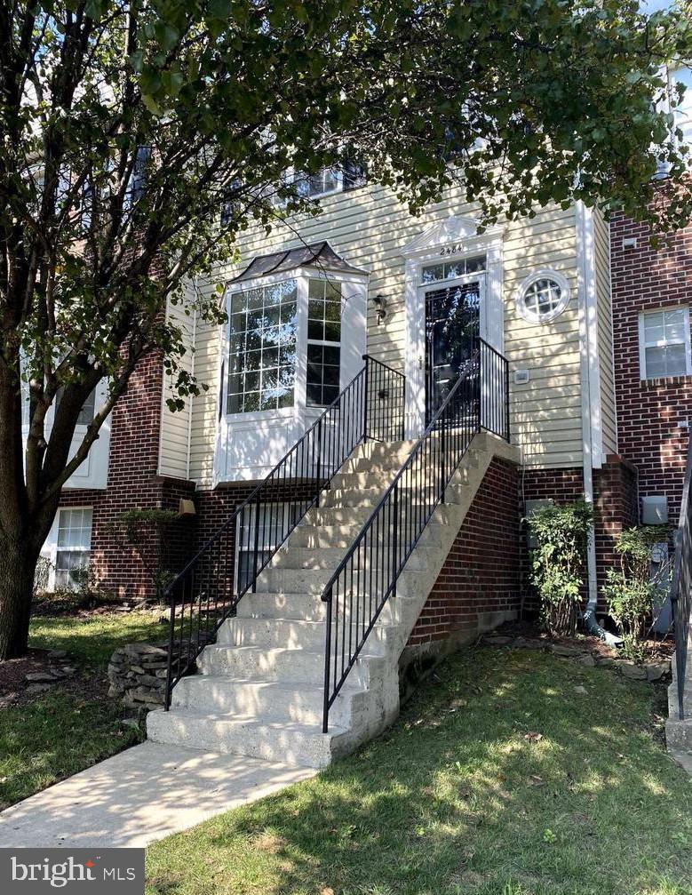 2484 REVERE COURT 27B