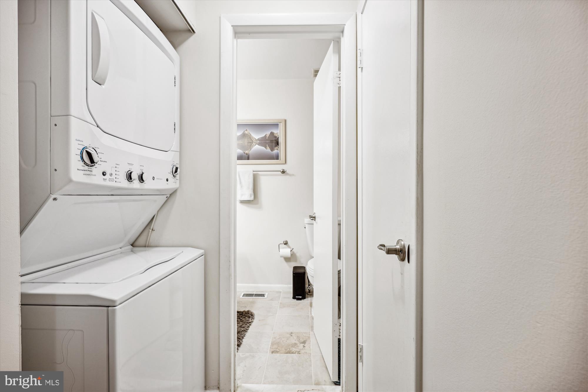 GREENFIELD COMMONS - Residential