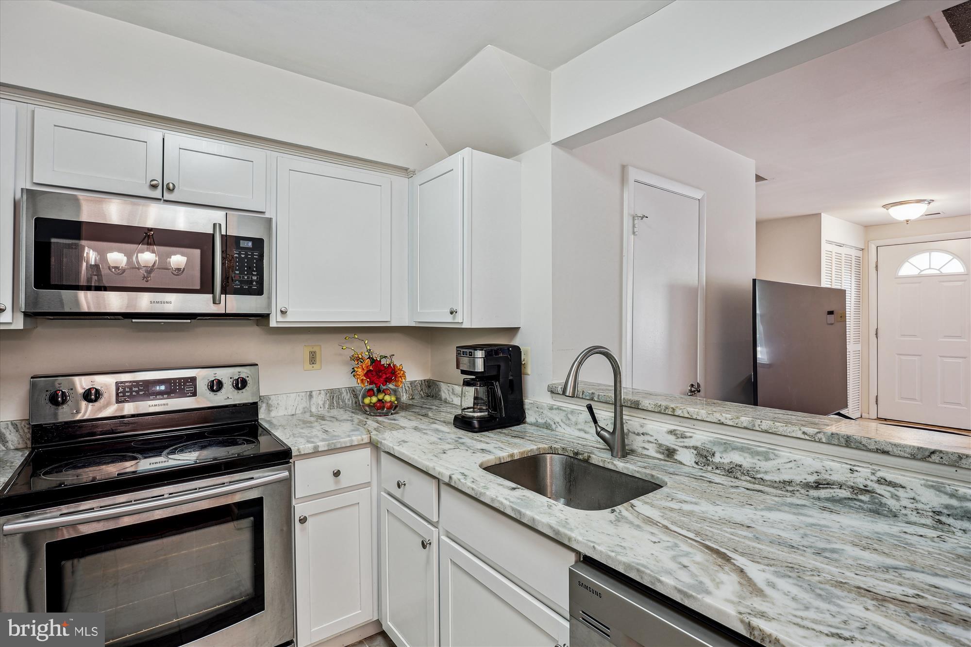 GREENFIELD COMMONS - Residential