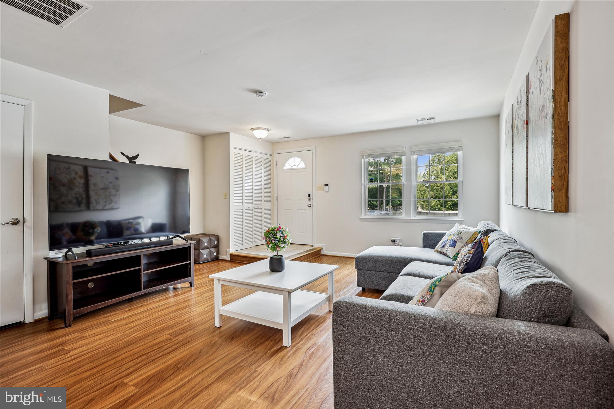 GREENFIELD COMMONS - Residential