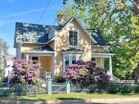 Photo of 320 Culpeper Street, WARRENTON, VA 20186 (MLS # VAFQ2021822)