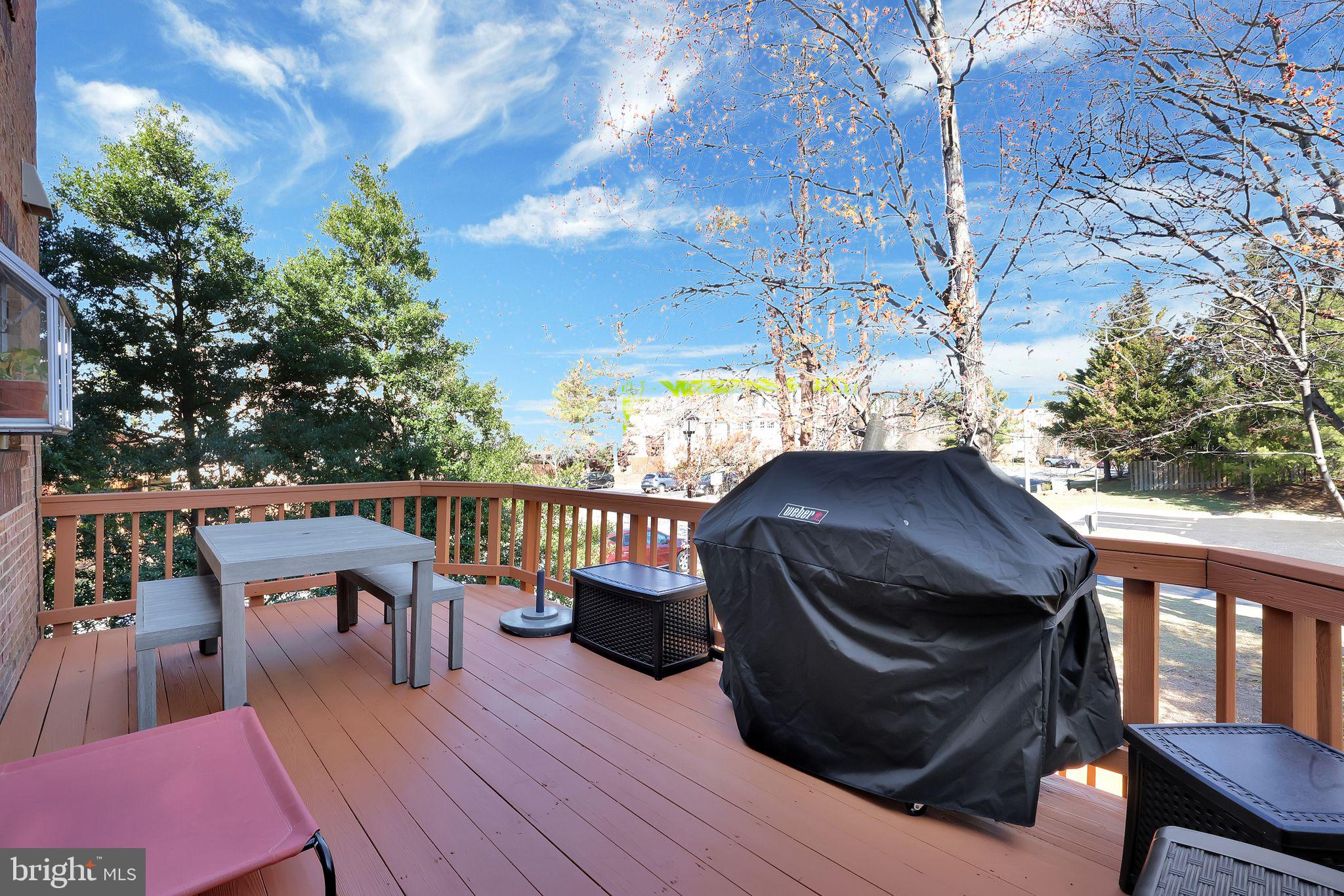 MERRY OAKS - Residential Lease