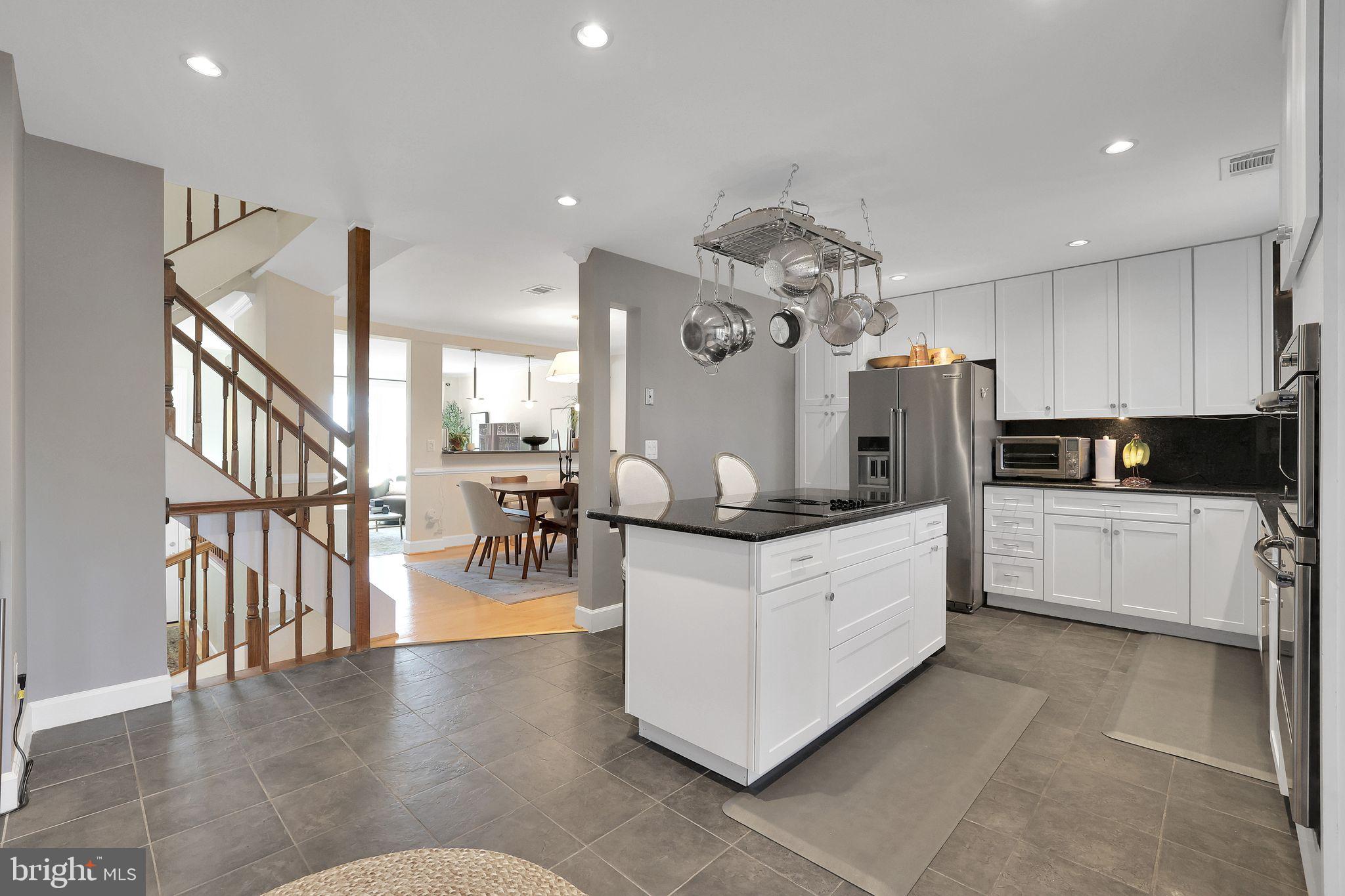 MERRY OAKS - Residential Lease