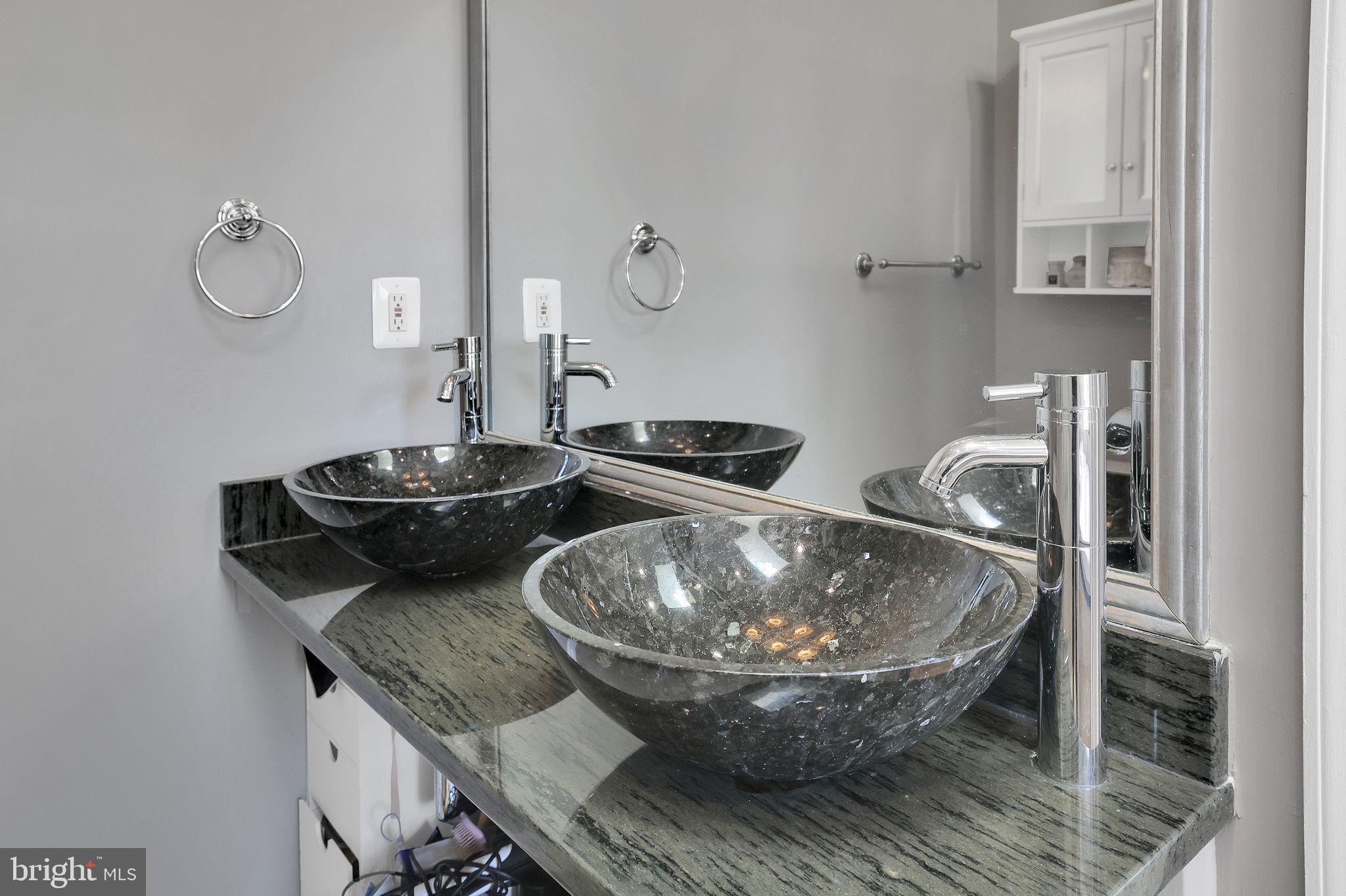 MERRY OAKS - Residential Lease