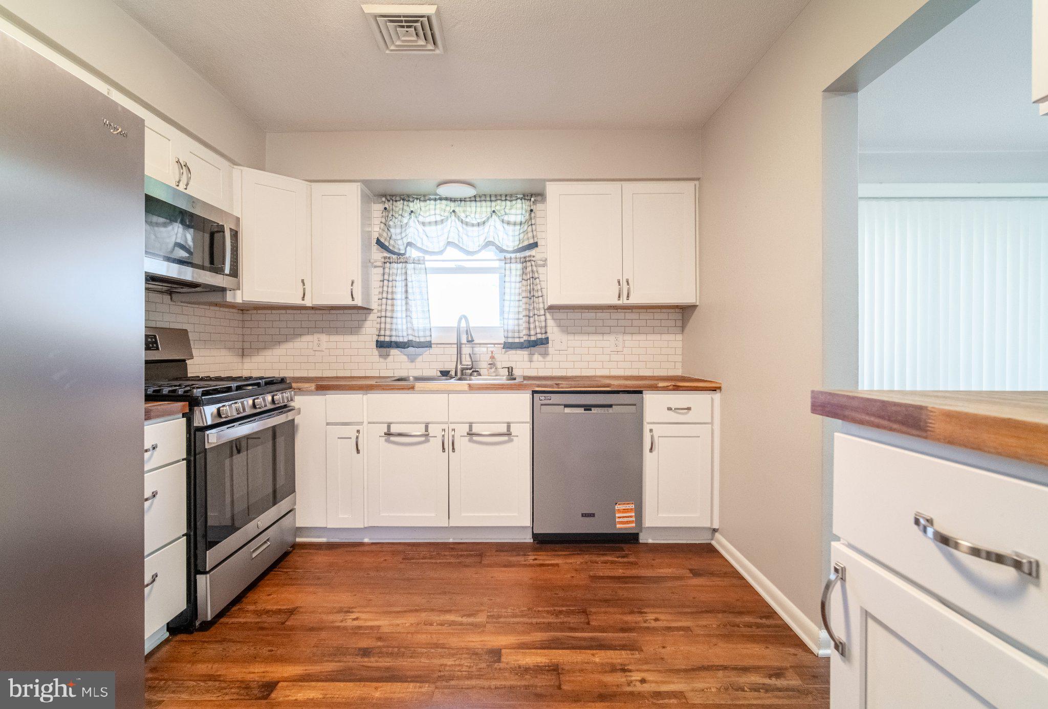 1245 LOMBARD ROAD