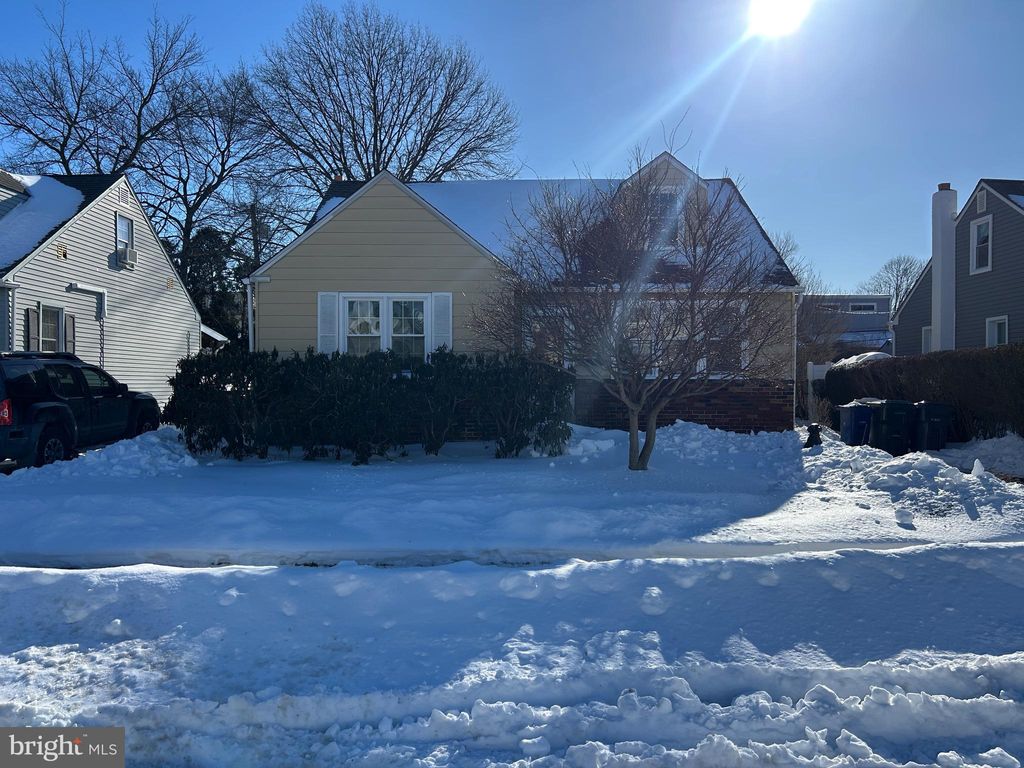 Photo of 1369 Birchwood Avenue, ABINGTON, PA 19001 (MLS # PAMC2166582)