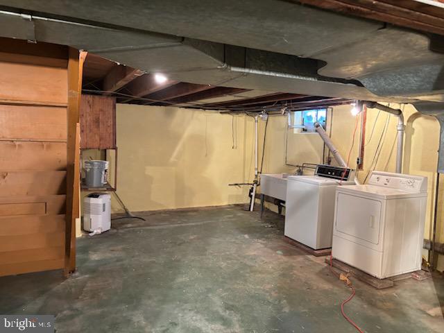 ROSLYN - Residential