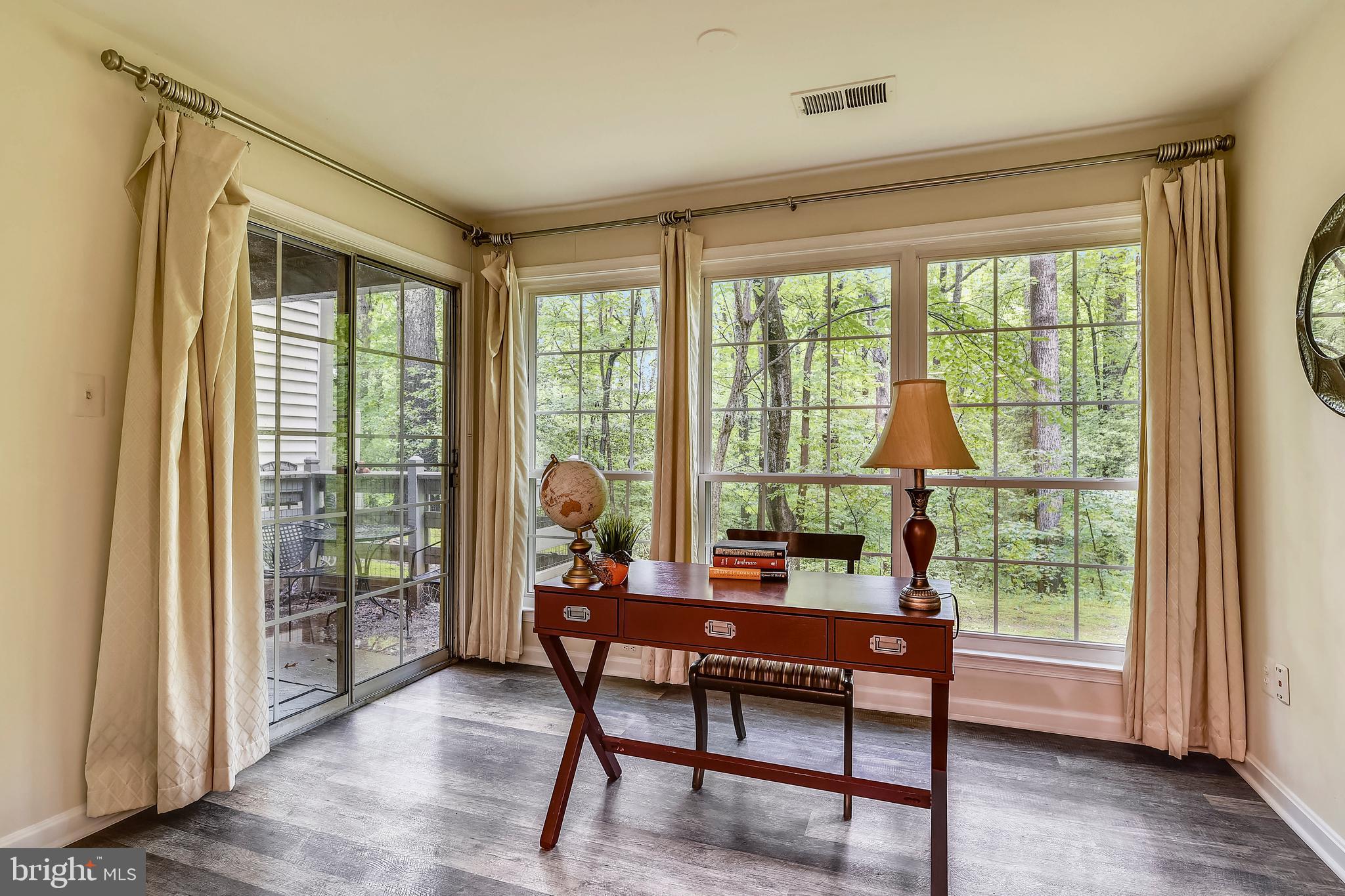 BRISTOL HOUSE - Residential Lease