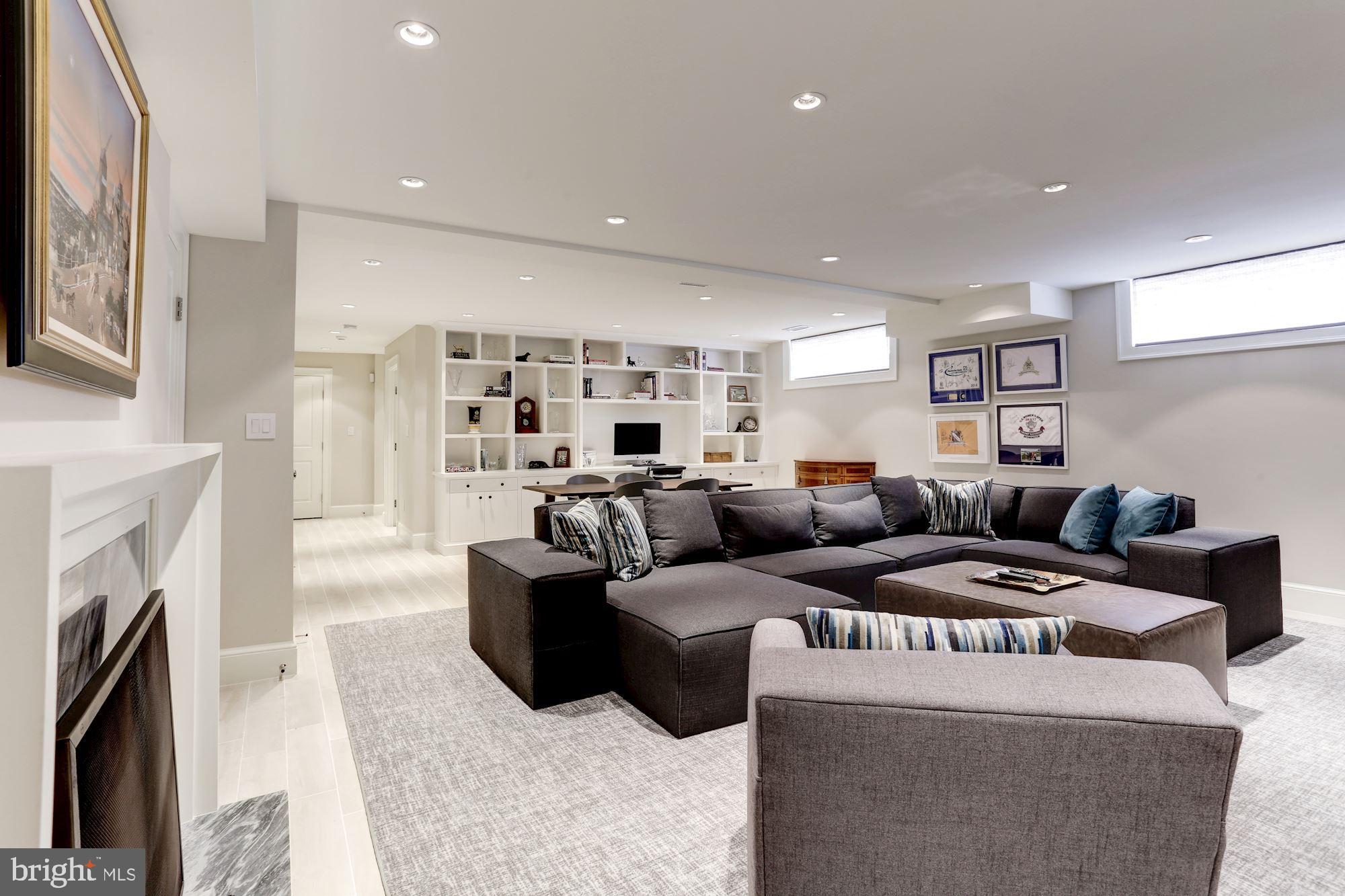 GEORGETOWN - Residential