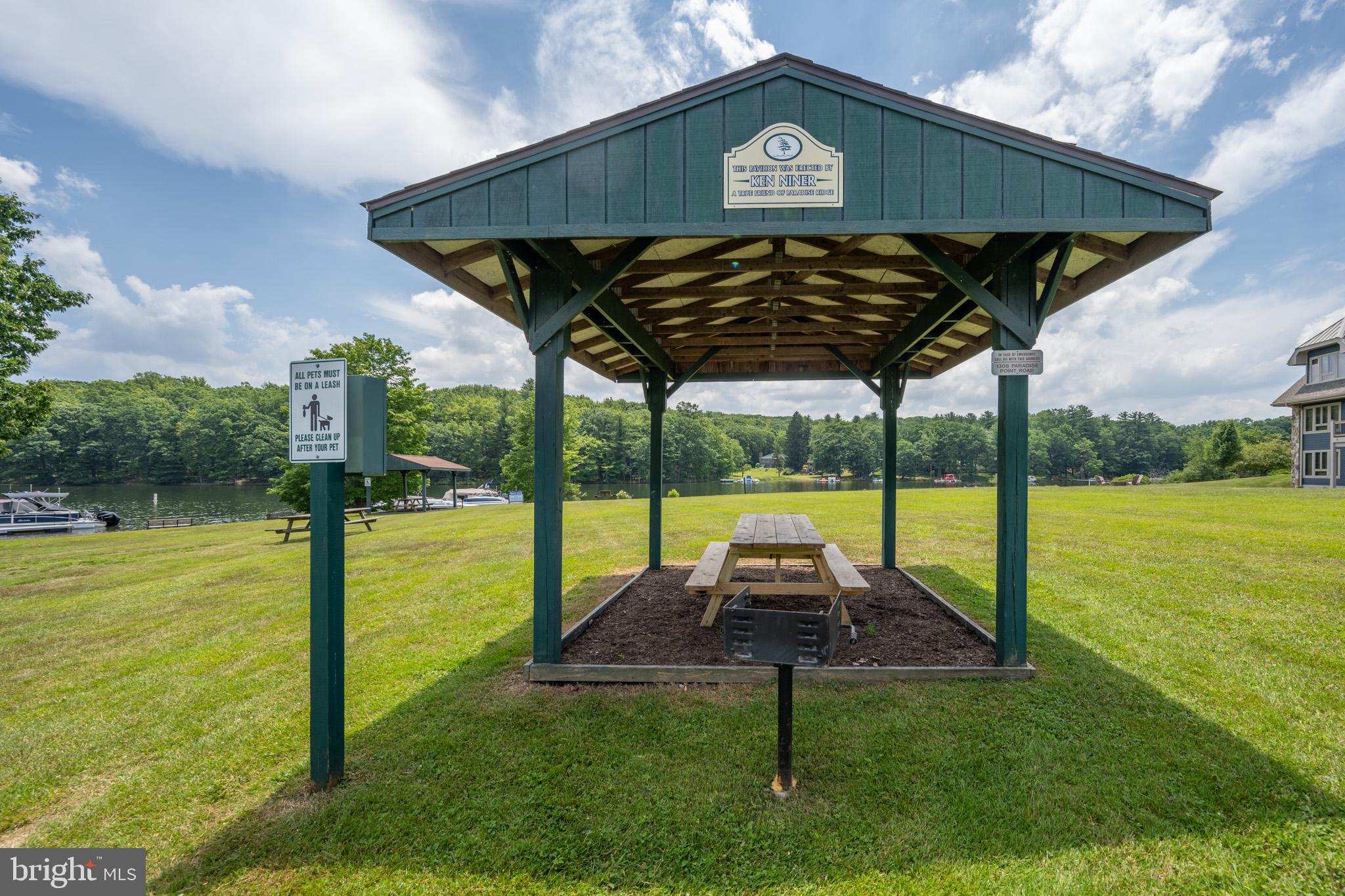 PARADISE RIDGE - Land