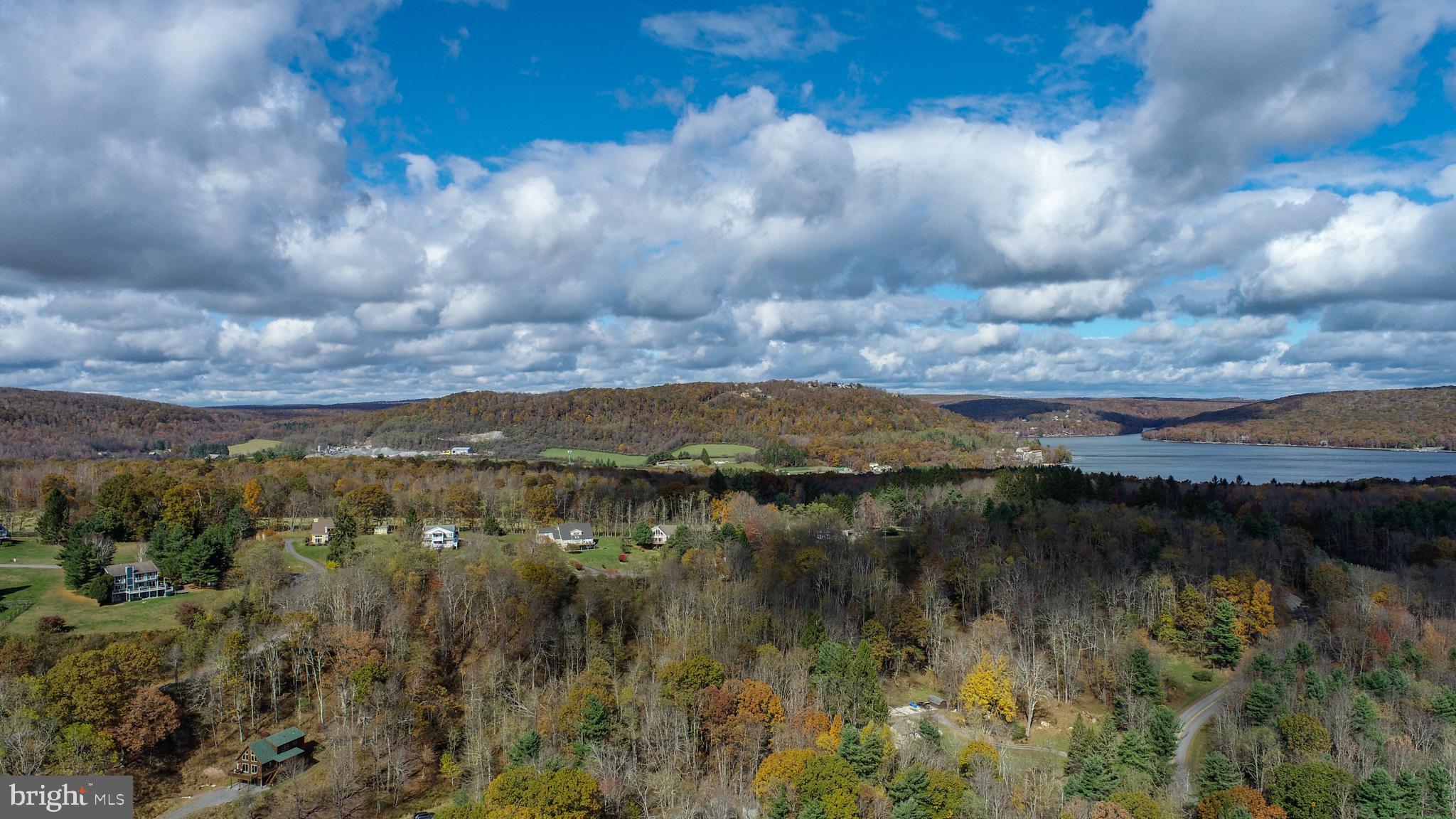 PARADISE RIDGE - Land