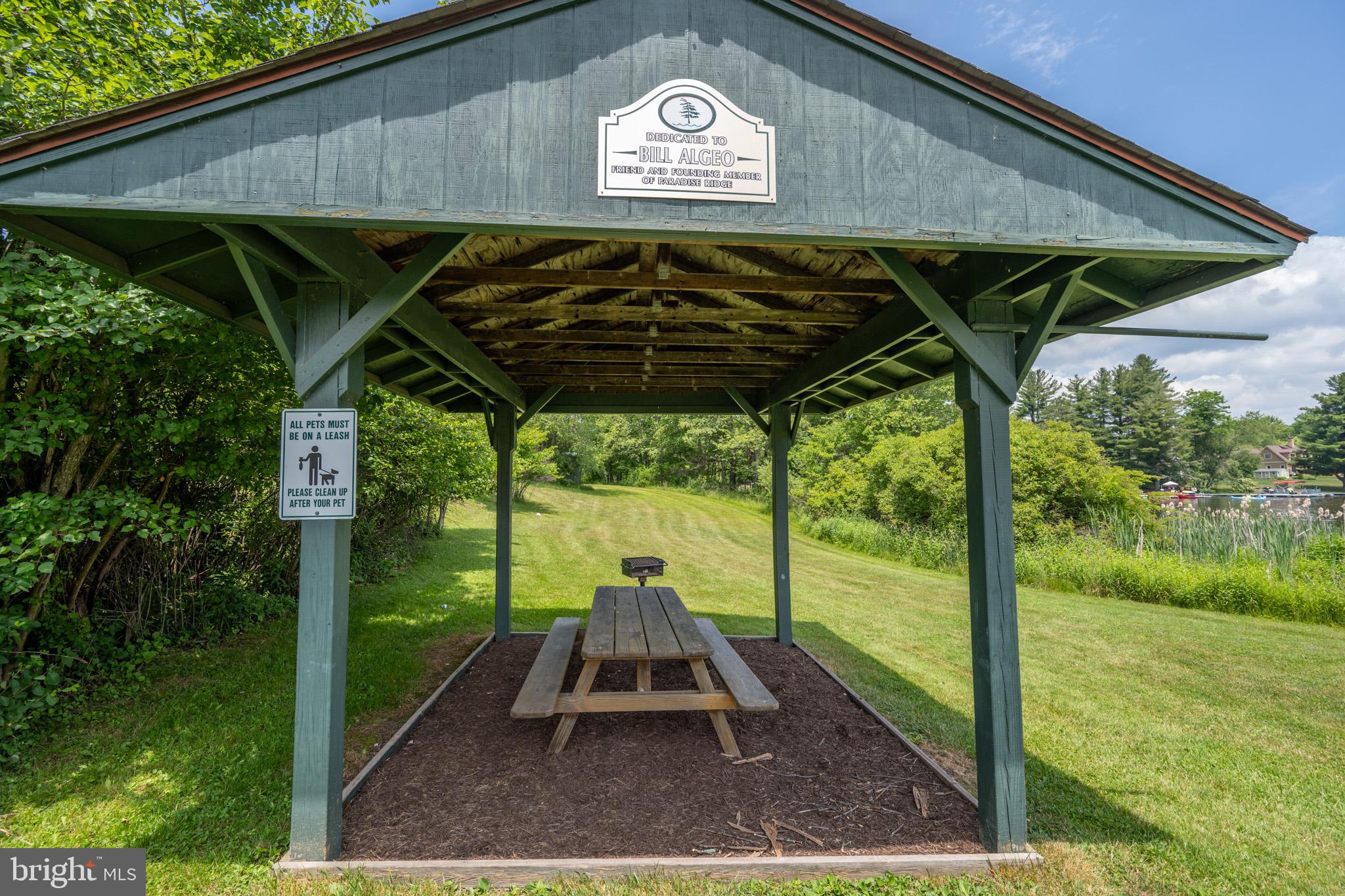 PARADISE RIDGE - Land