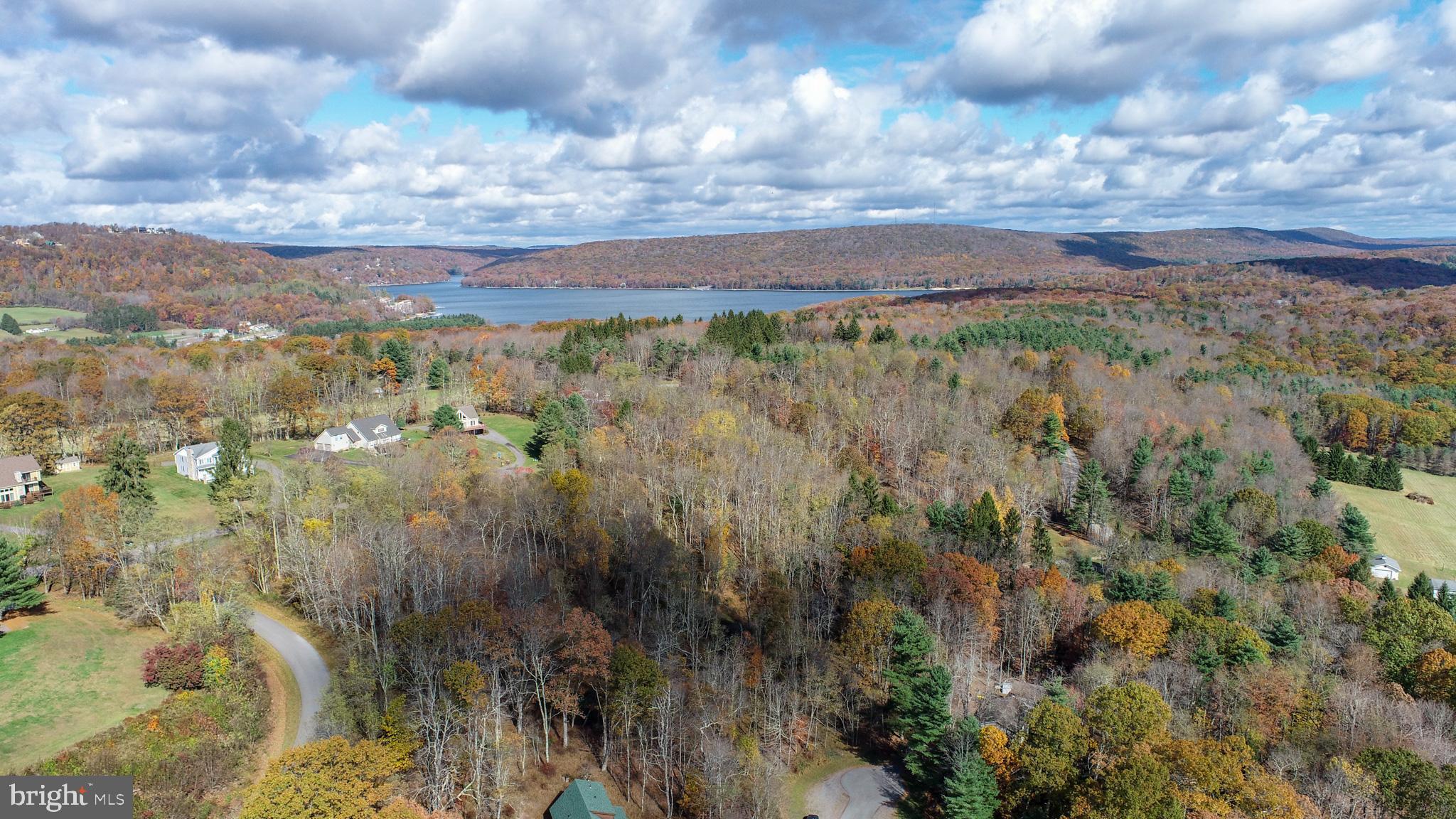 PARADISE RIDGE - Land