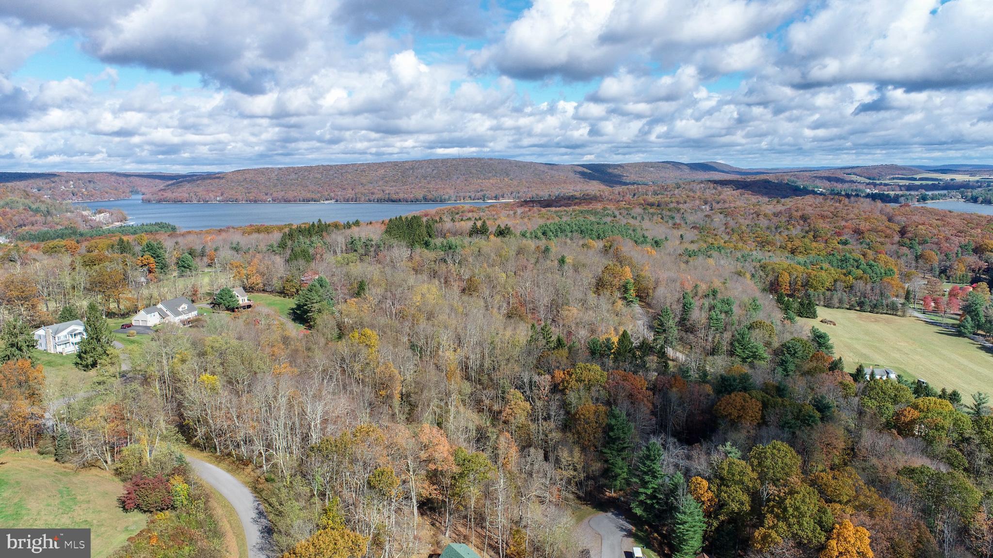 PARADISE RIDGE - Land