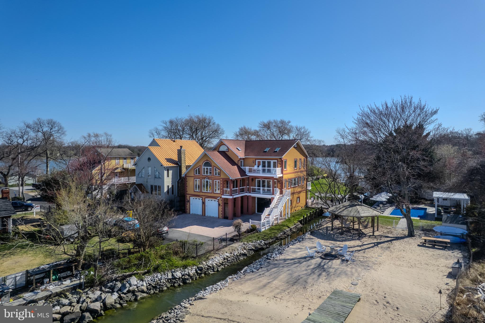 BAYSIDE BEACH - Residential