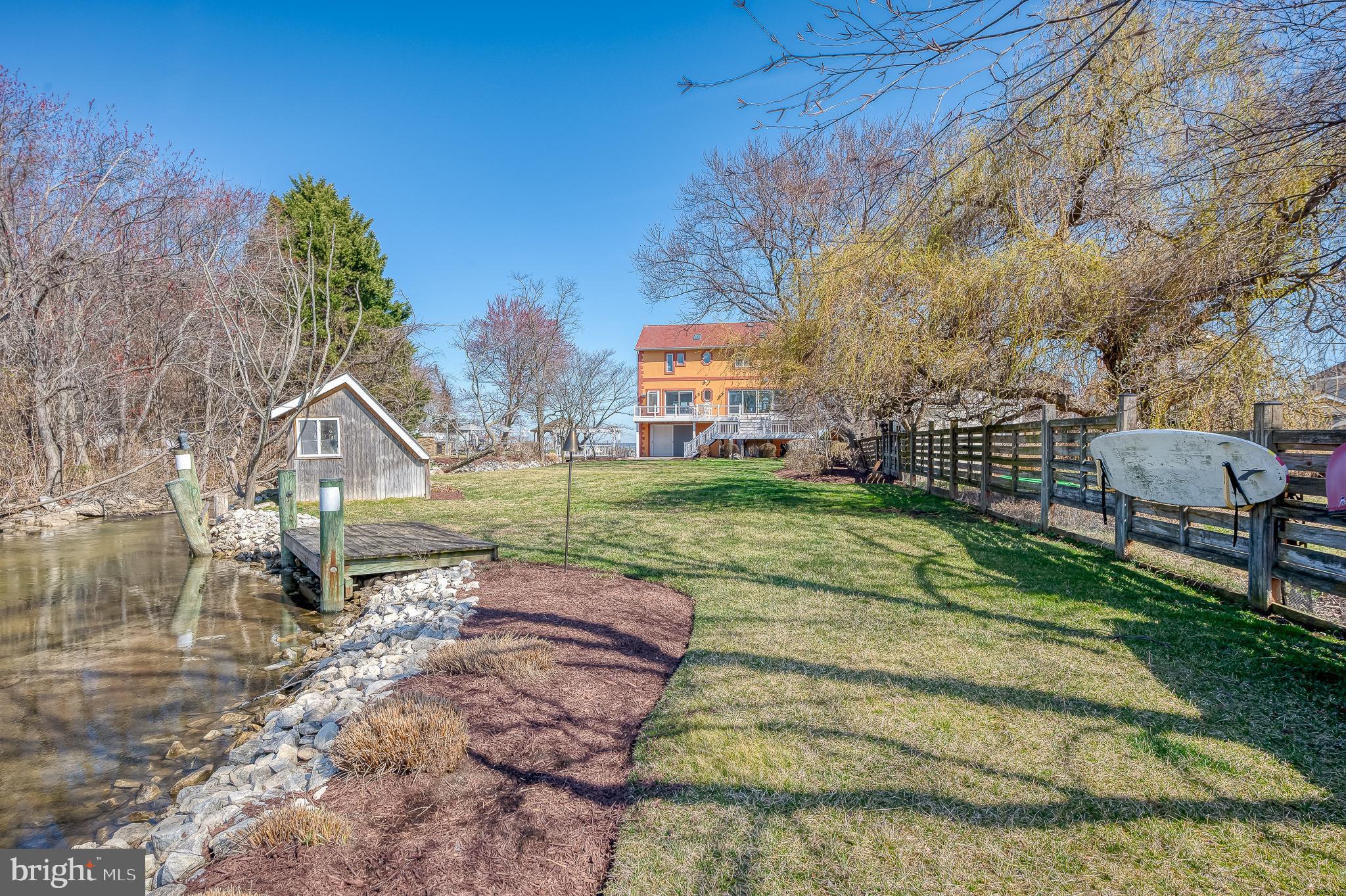 2111 LAKE DRIVE