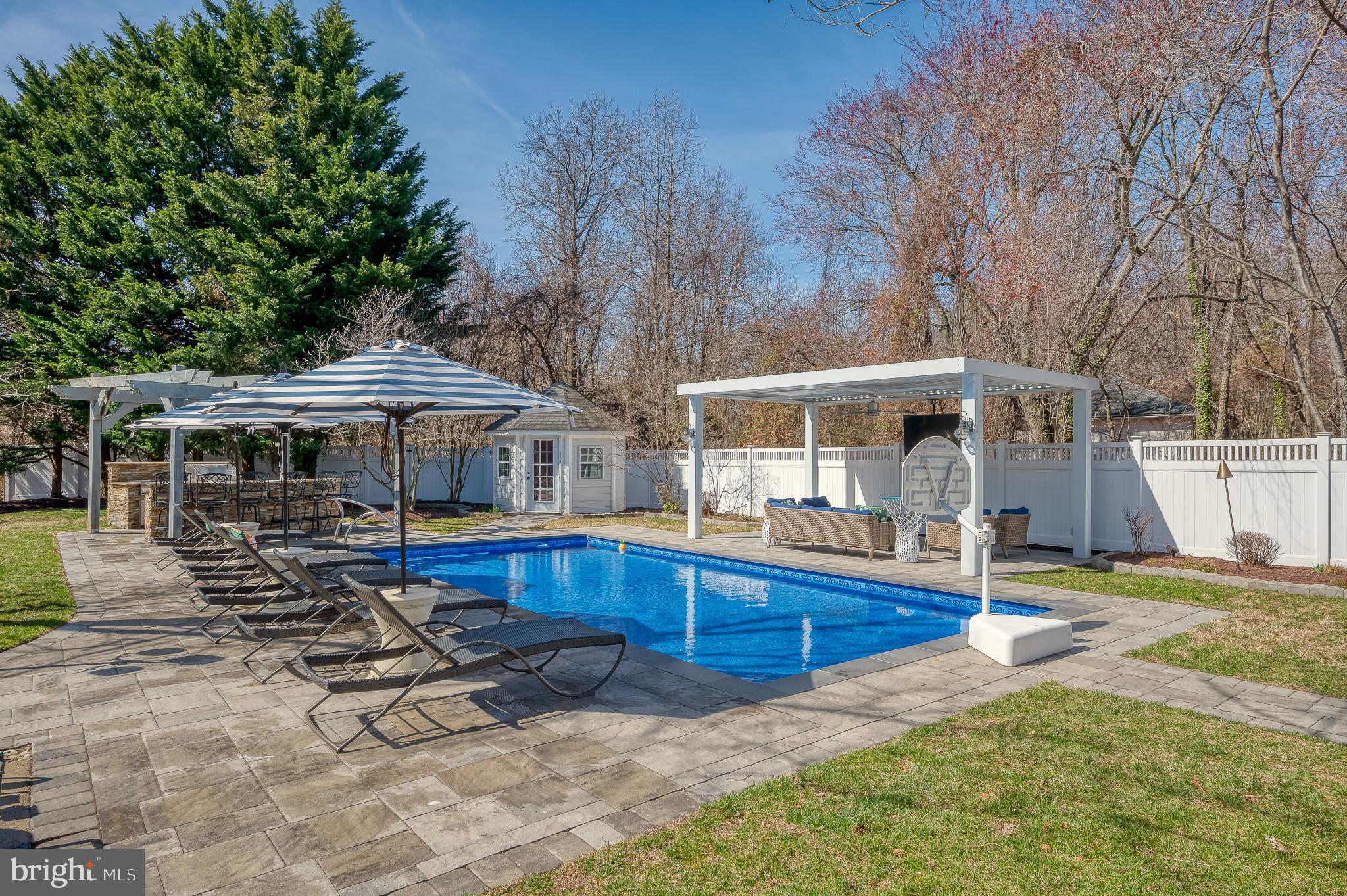 BAYSIDE BEACH - Residential