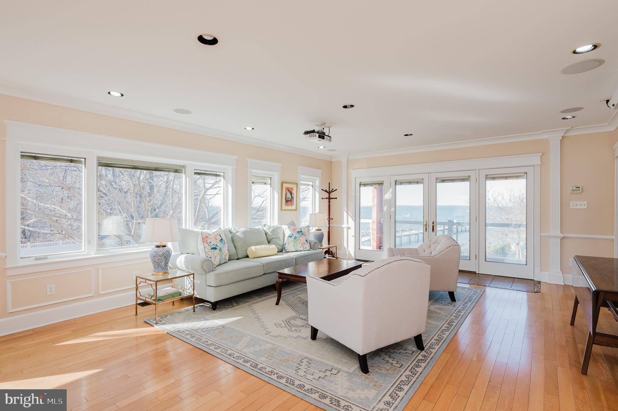 BAYSIDE BEACH - Residential