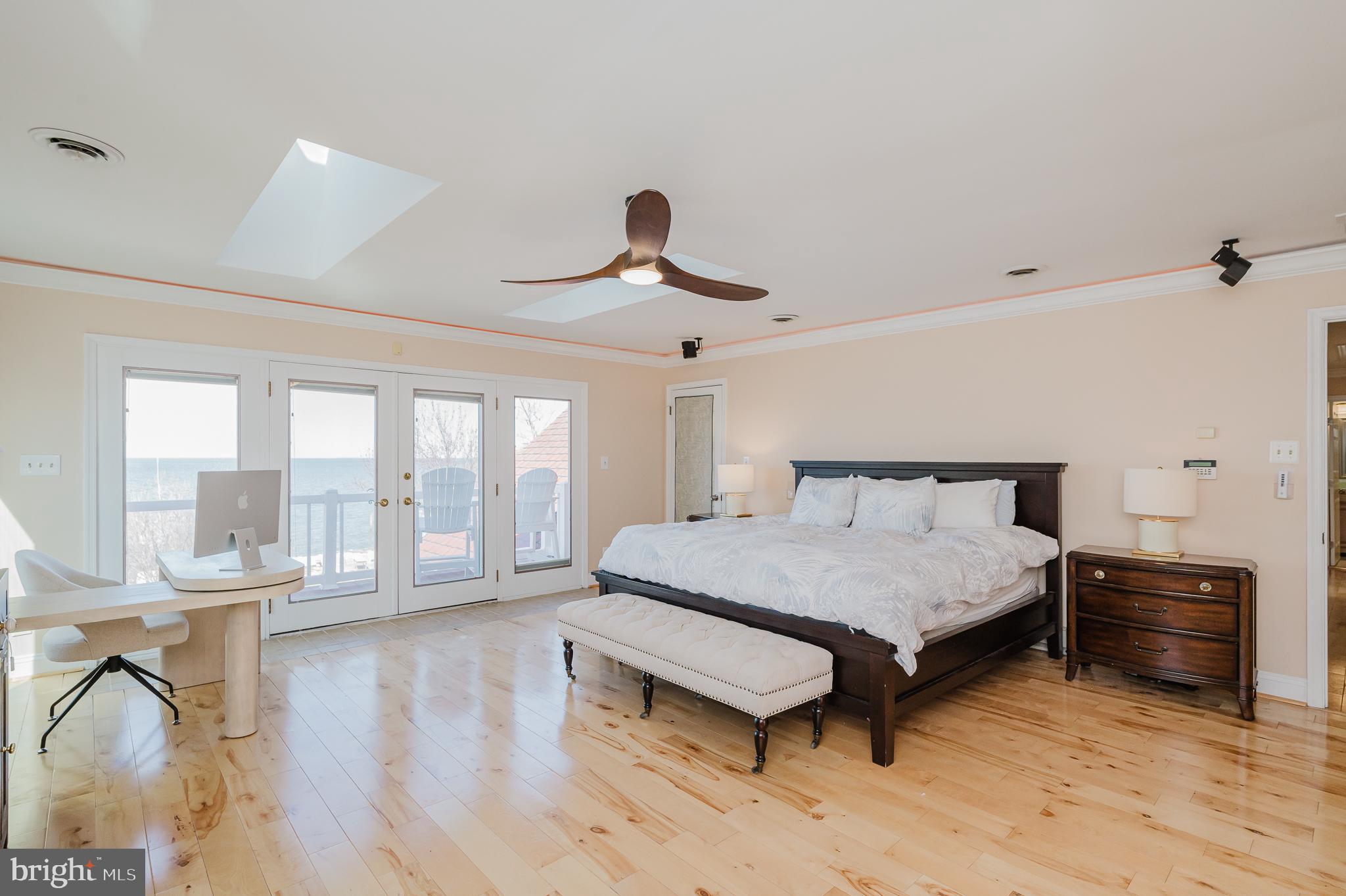 BAYSIDE BEACH - Residential