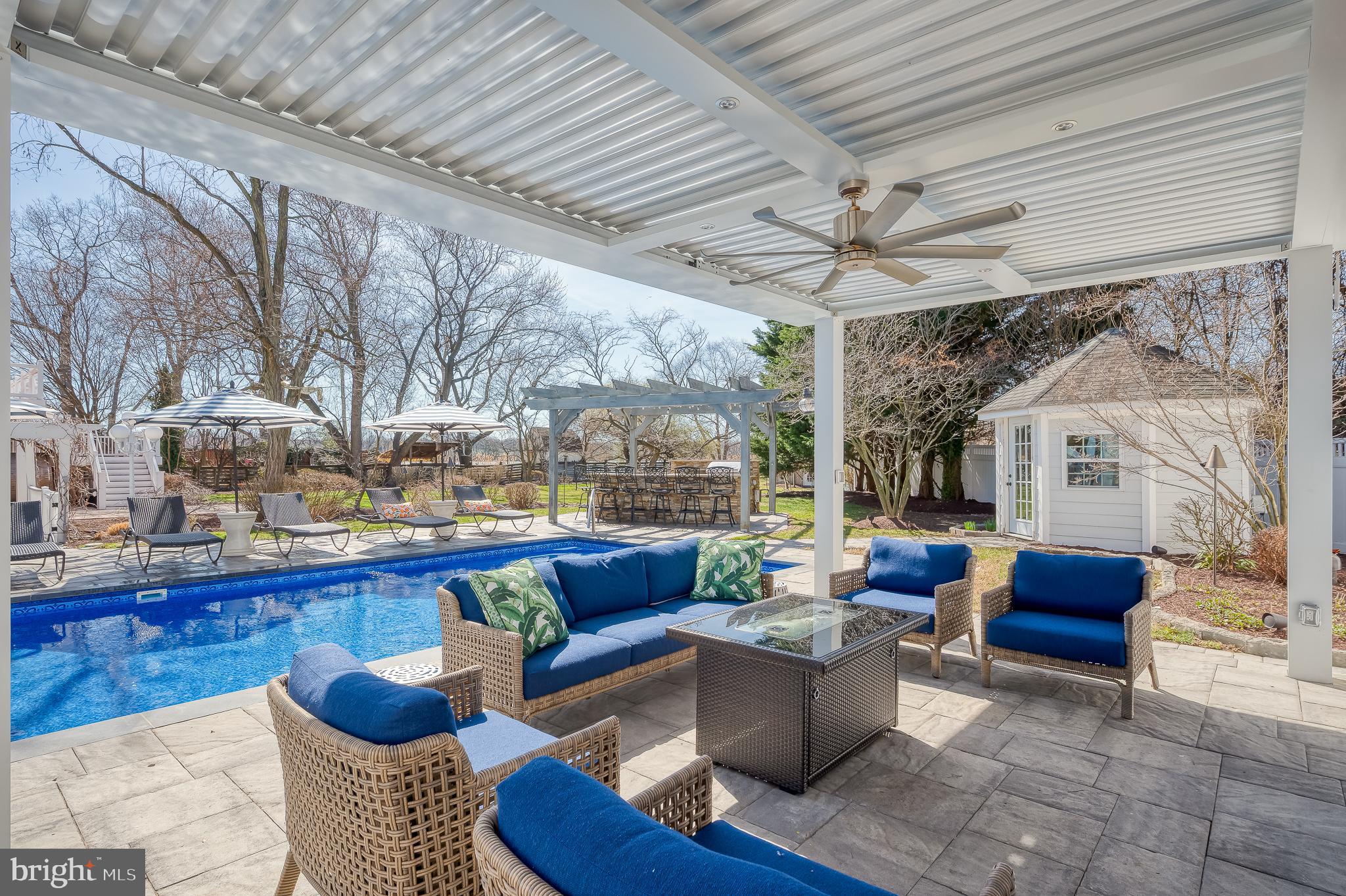 BAYSIDE BEACH - Residential