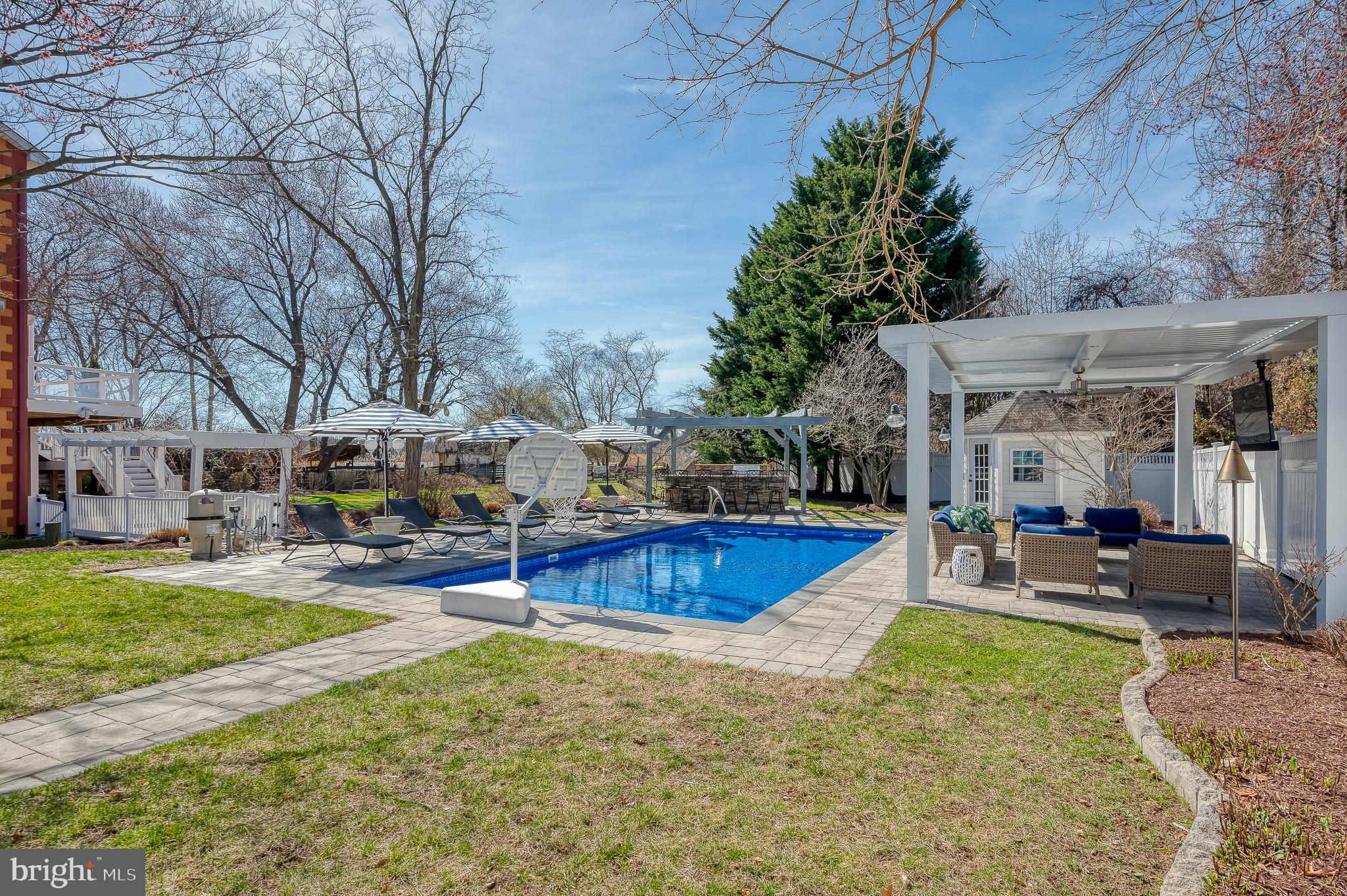 BAYSIDE BEACH - Residential