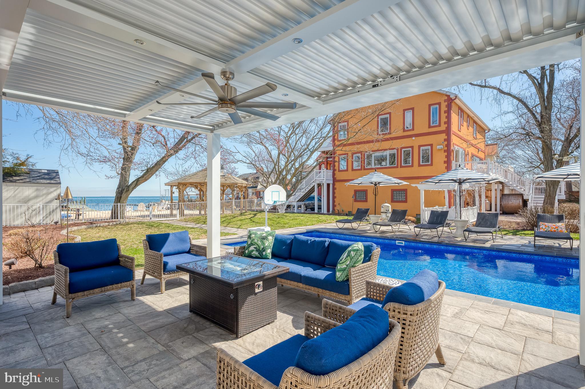 BAYSIDE BEACH - Residential