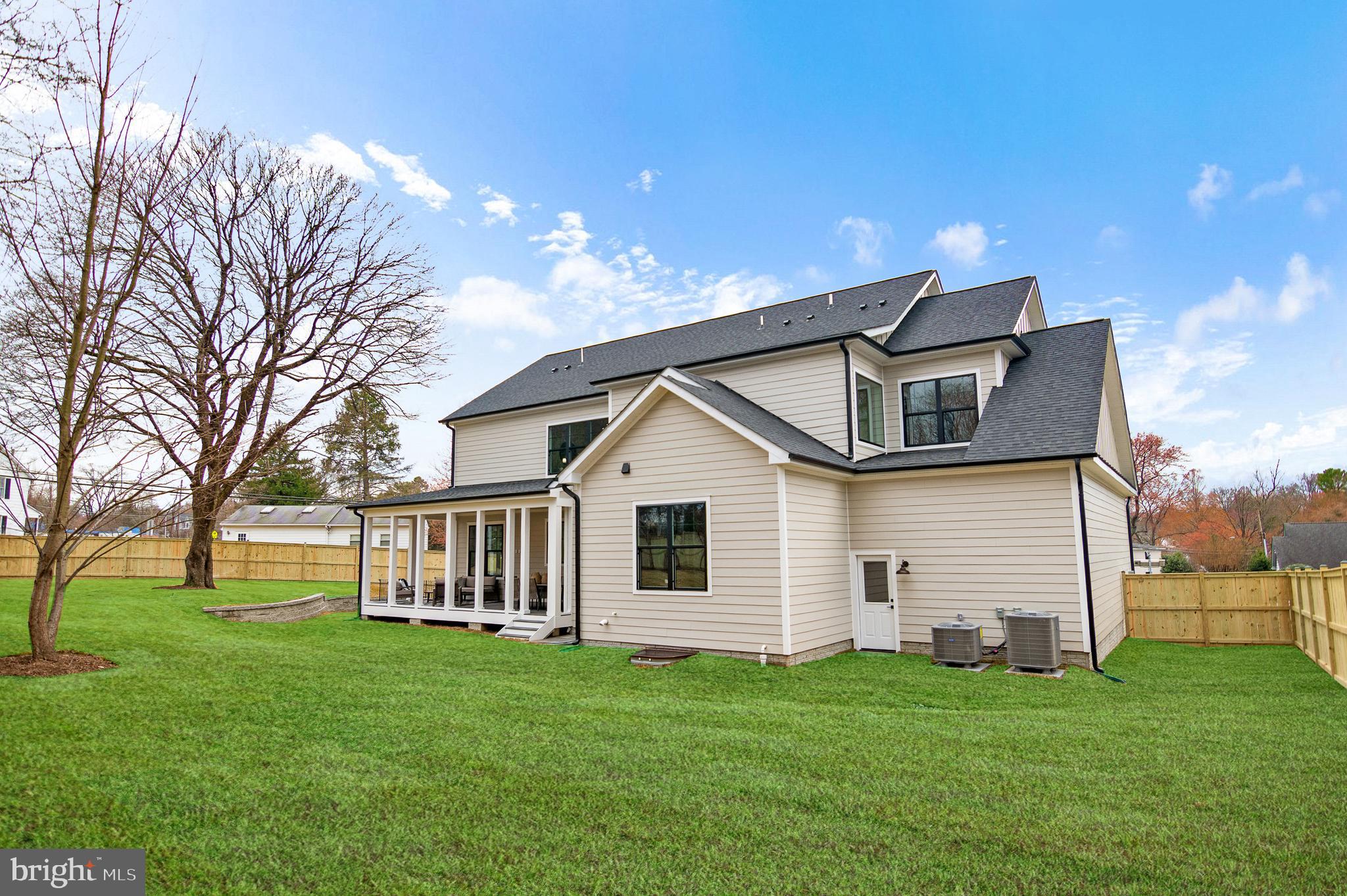 CHESTERBROOK - Residential