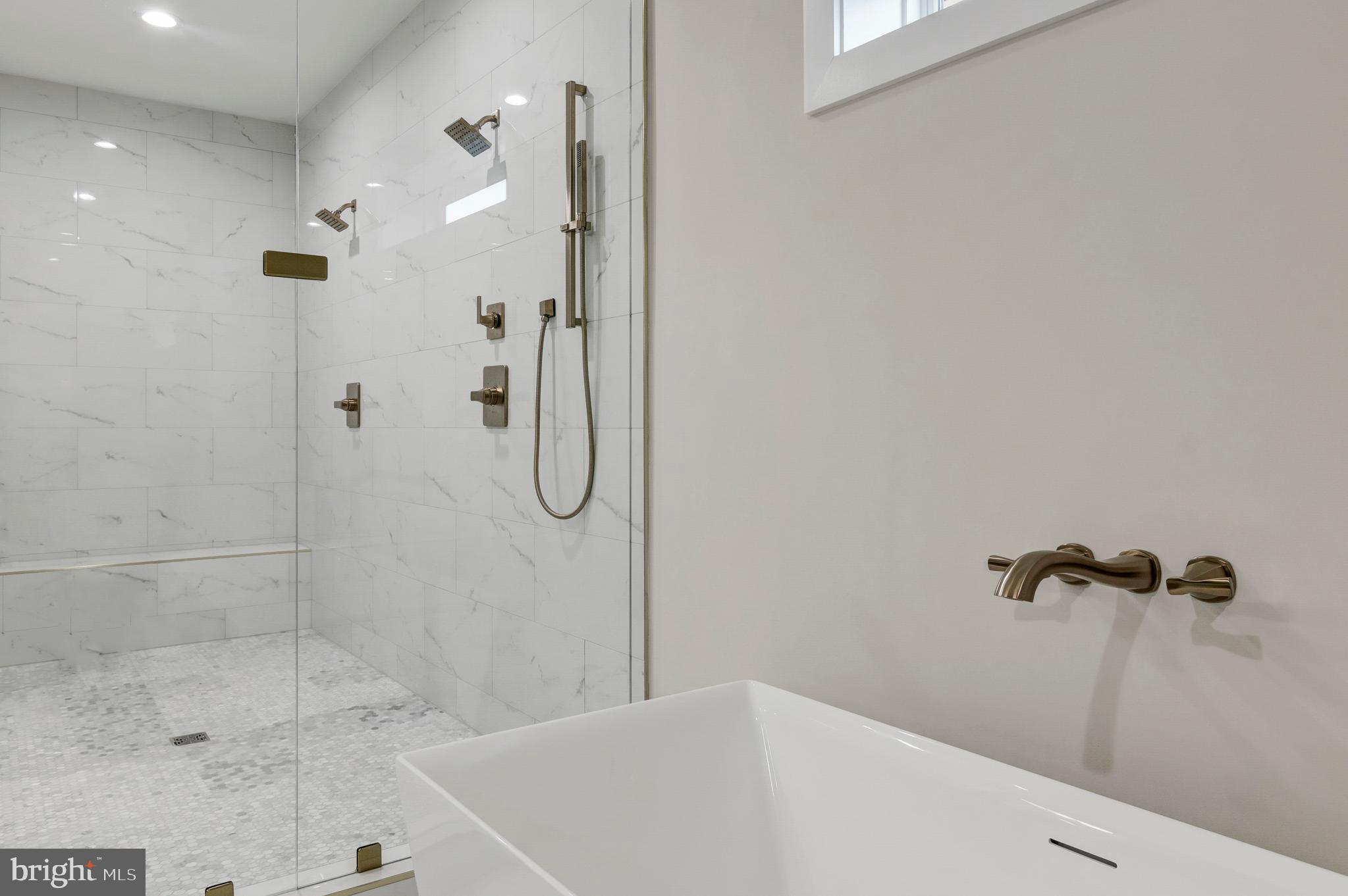 CHESTERBROOK - Residential