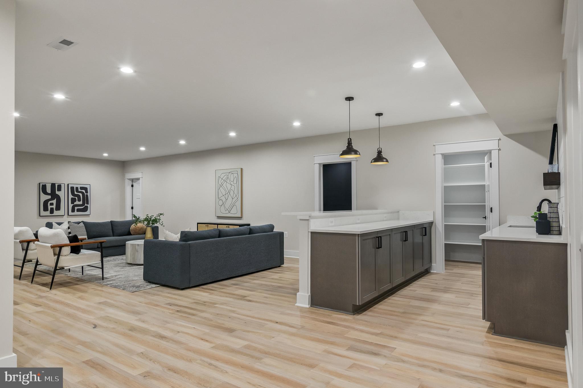 CHESTERBROOK - Residential