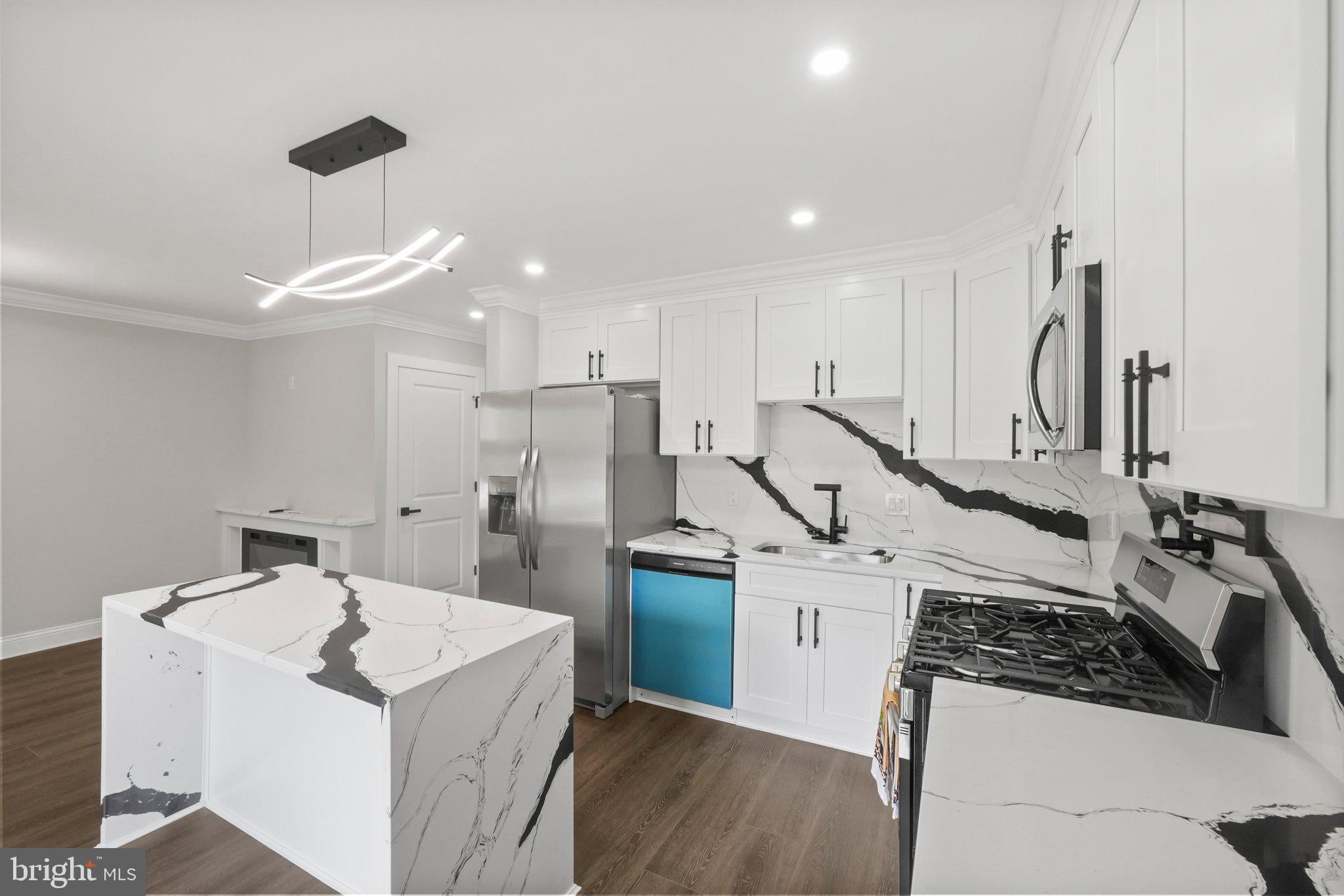 3524 CHADWICK COURT
