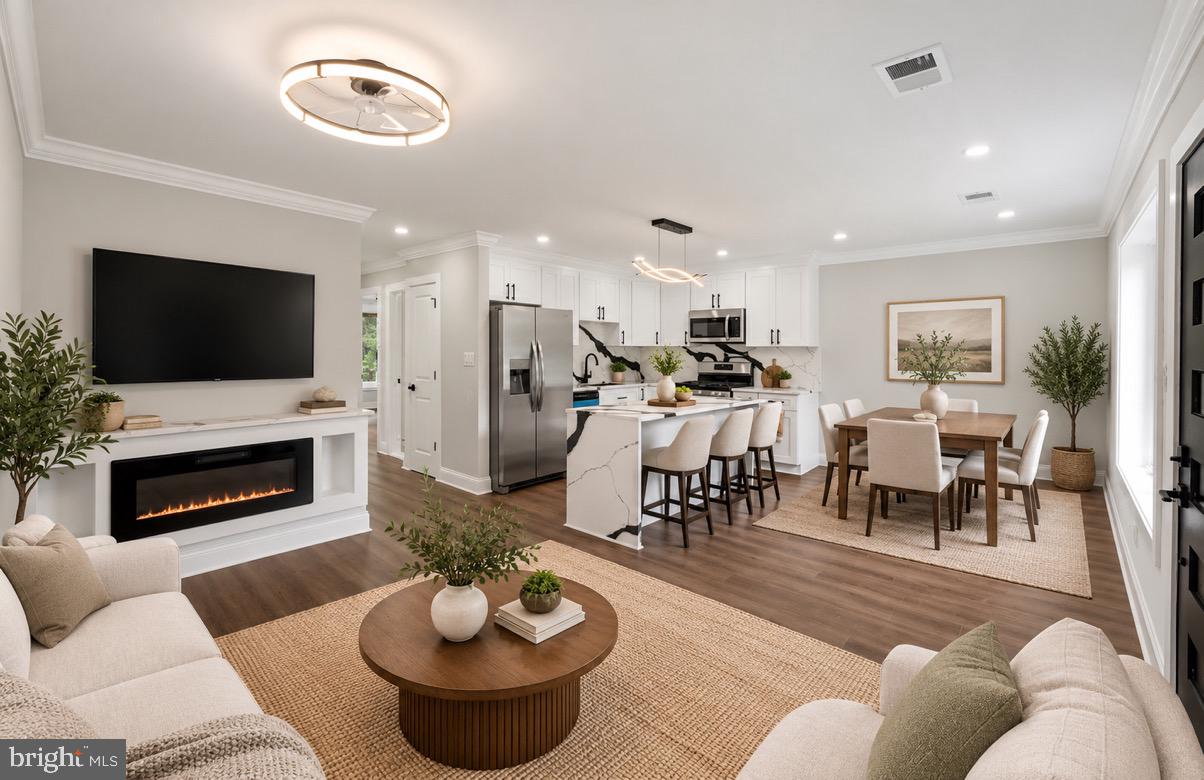 3524 CHADWICK COURT