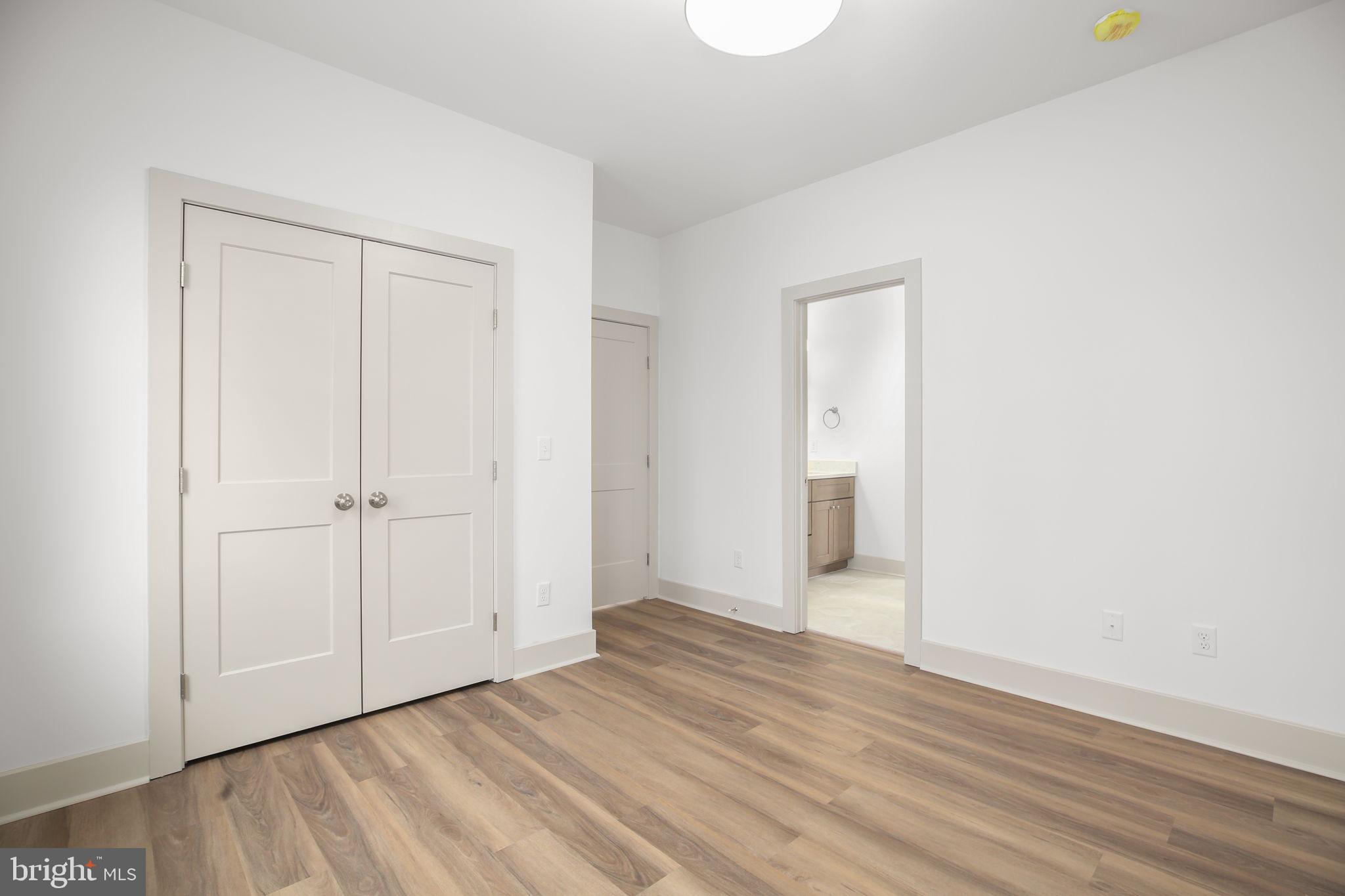 COLLEGE HEIGHTS - Residential